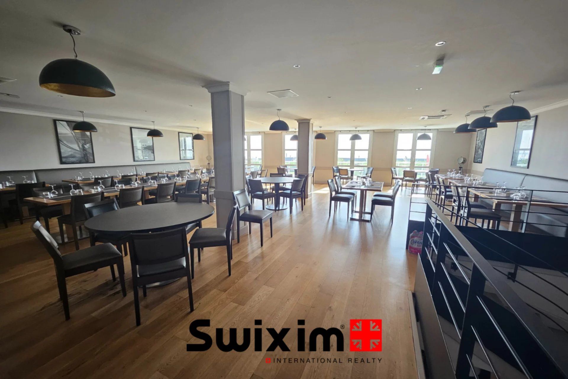 comercial local 15 Quartos para venda sobre Pauillac (33250)