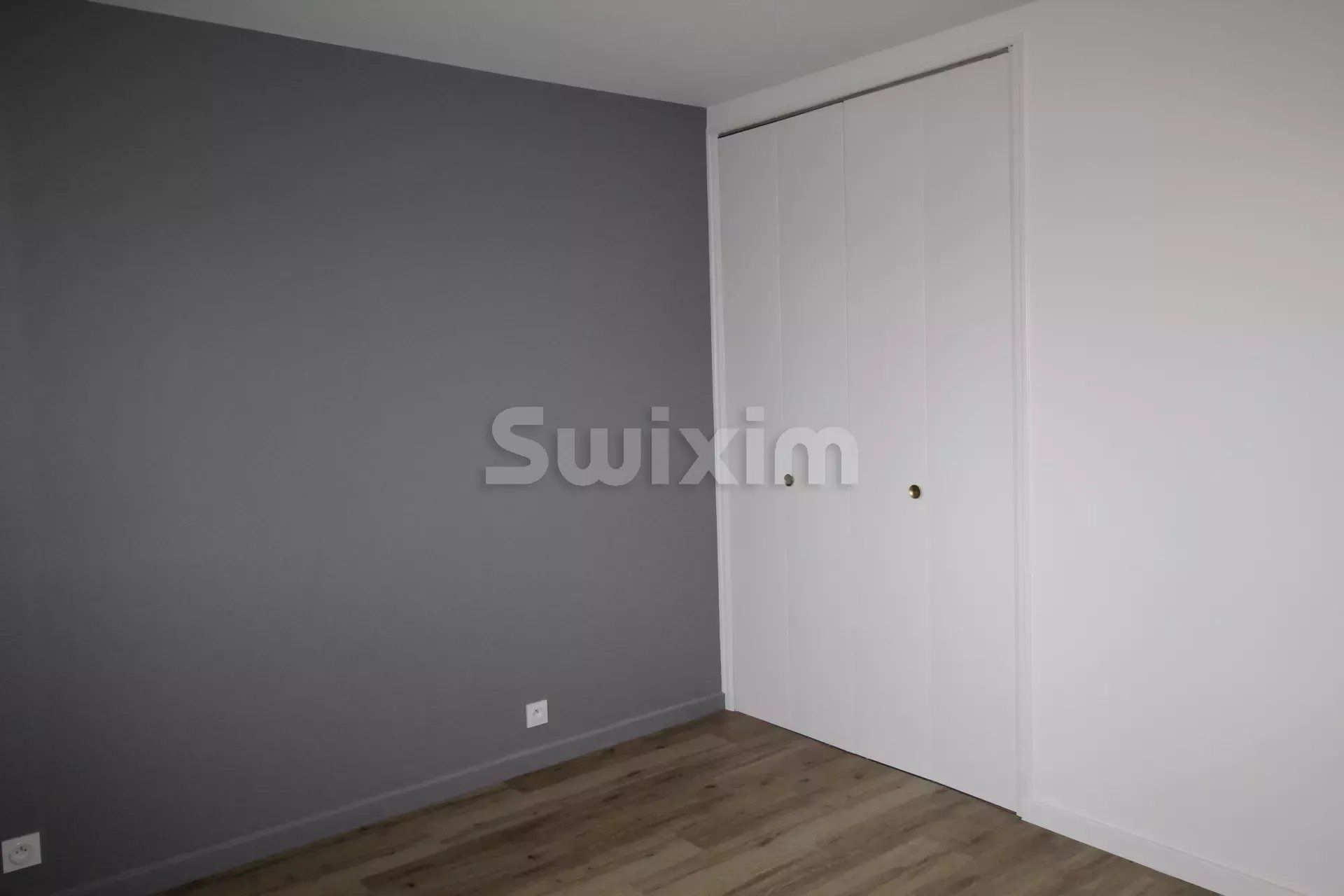 casa 5 Camere in affitto su Saint-Laurent-en-Grandvaux (39150)