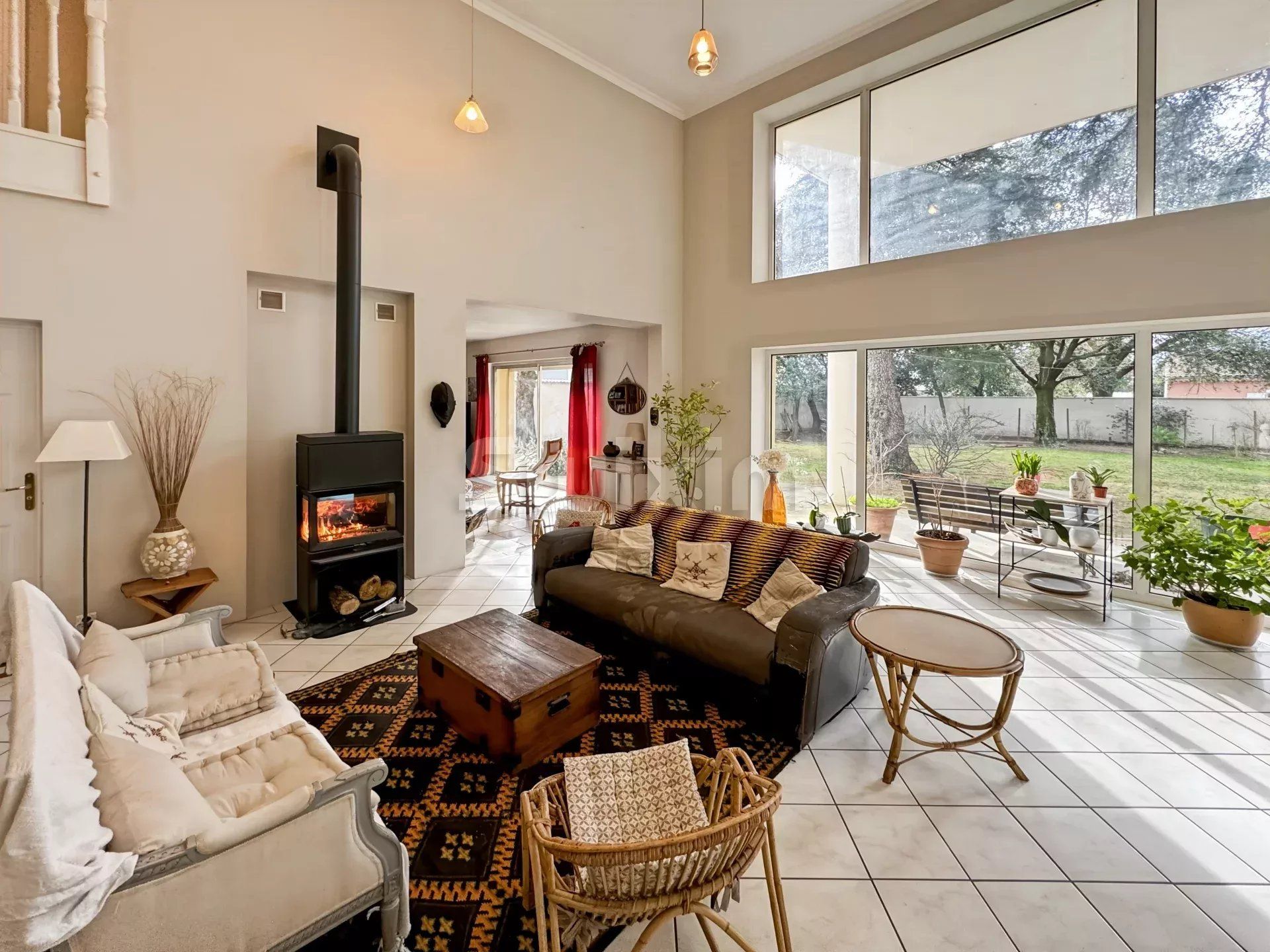 house 8 Rooms for sale on Montélimar (26200)