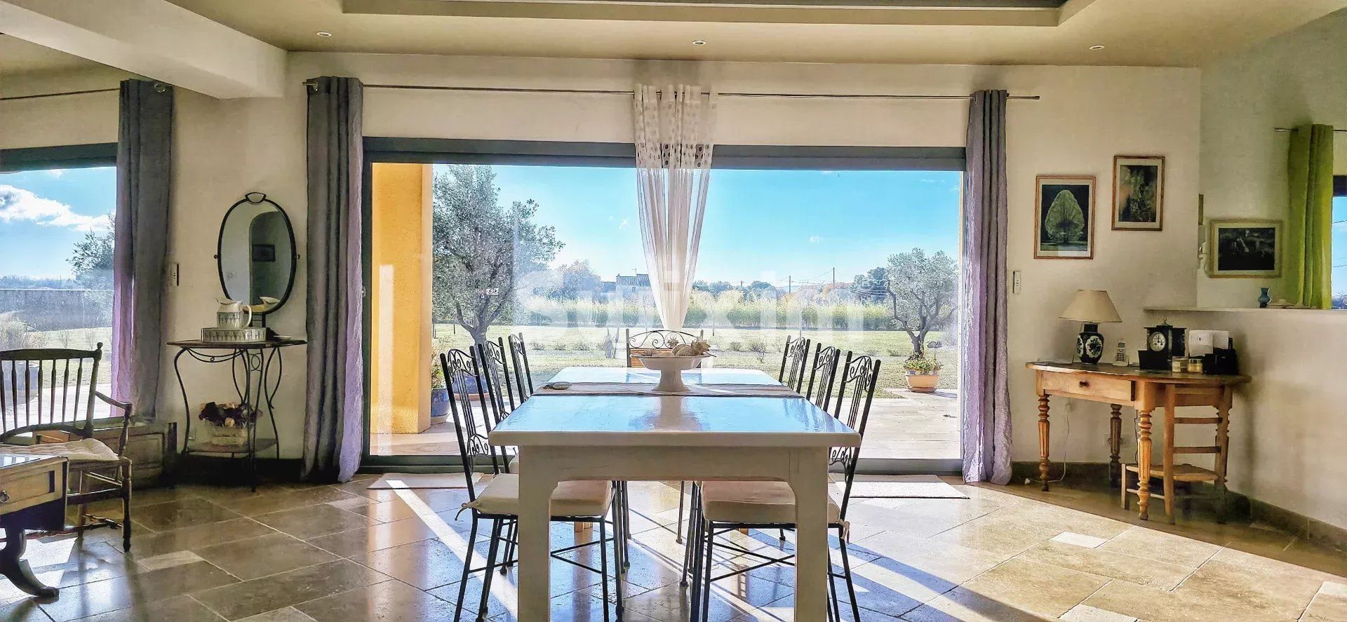 villa 10 Camere in vendita su Grignan (26230)