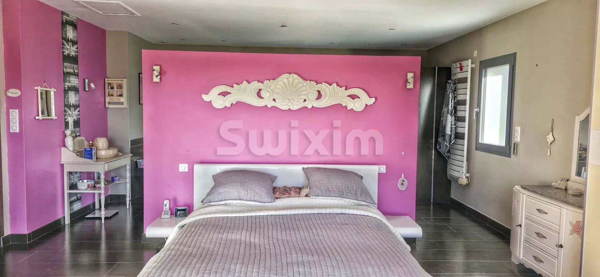 villa 10 Rooms for sale on Suze-la-Rousse (26790)