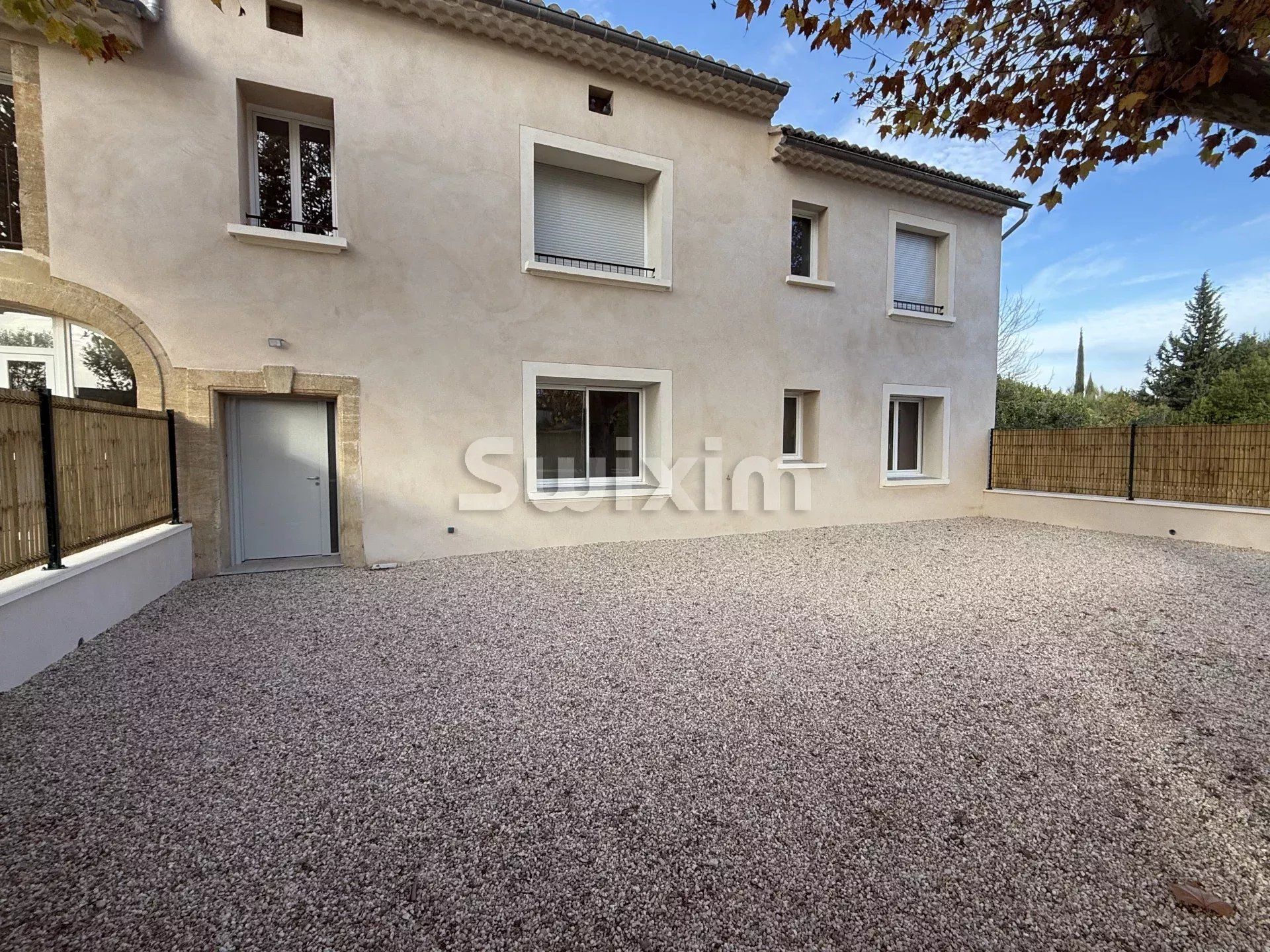 appartamento 4 Camere in affitto su Jonquières (84150)