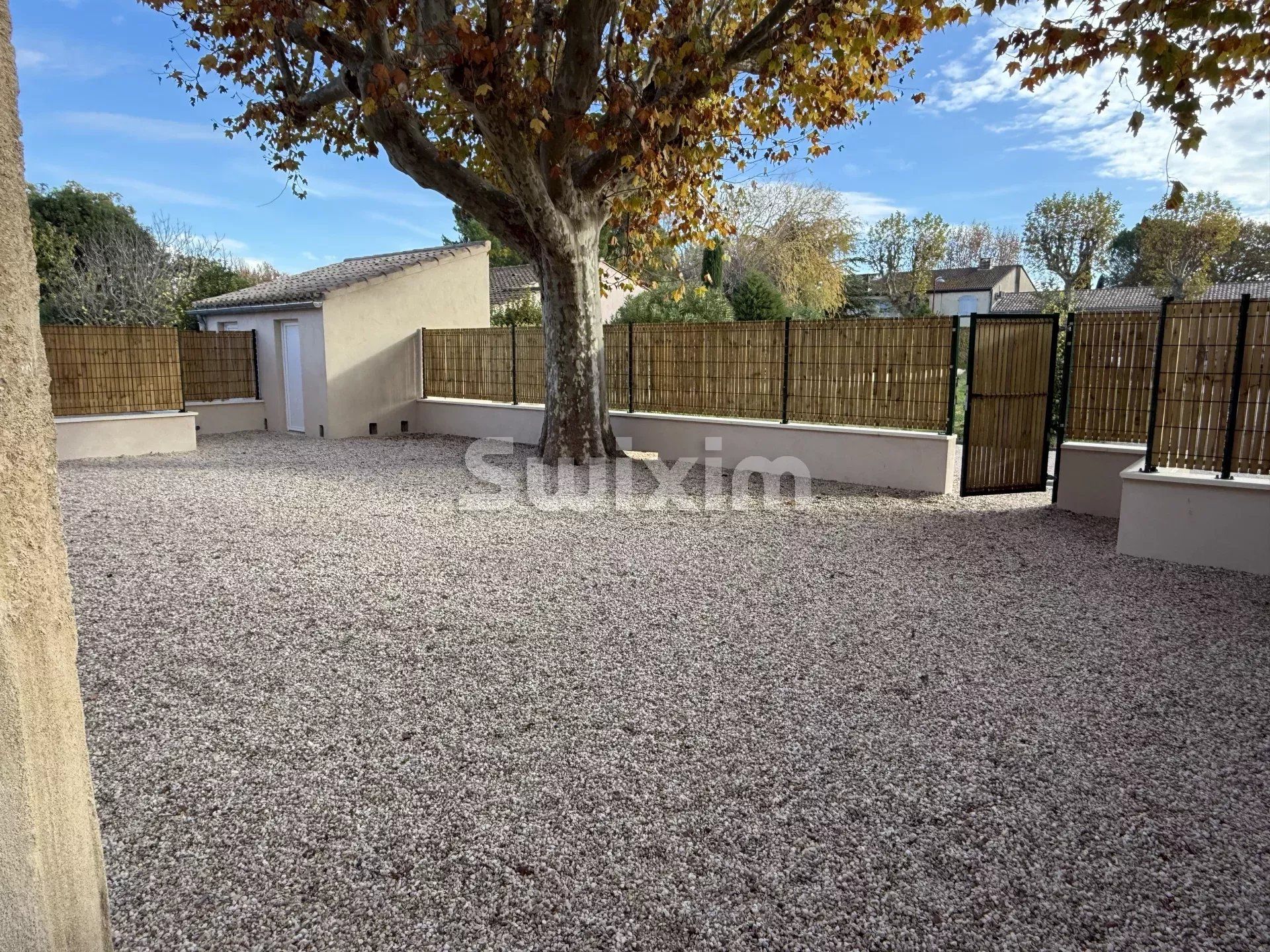 appartamento 4 Camere in affitto su Jonquières (84150)