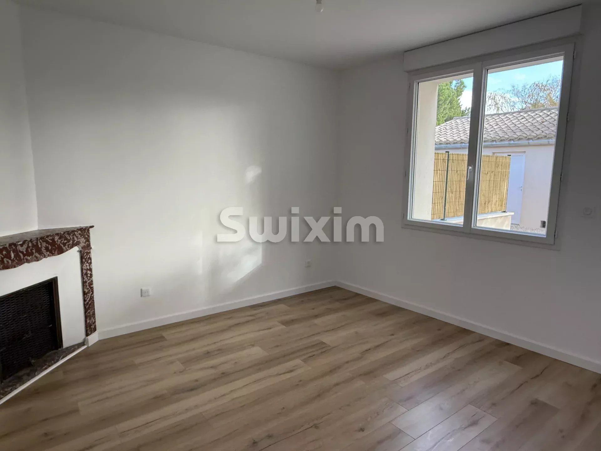 appartamento 4 Camere in affitto su Jonquières (84150)