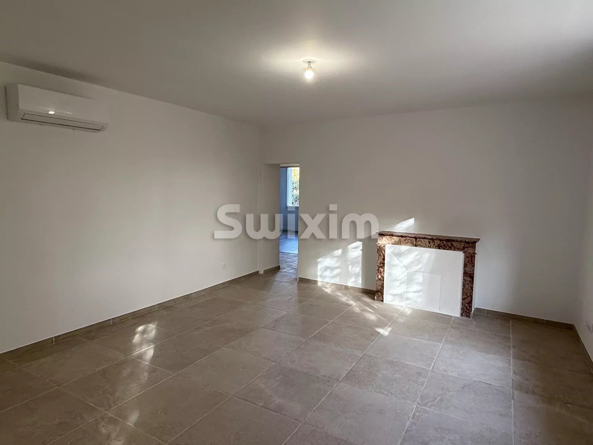 appartamento 4 Camere in affitto su Jonquières (84150)