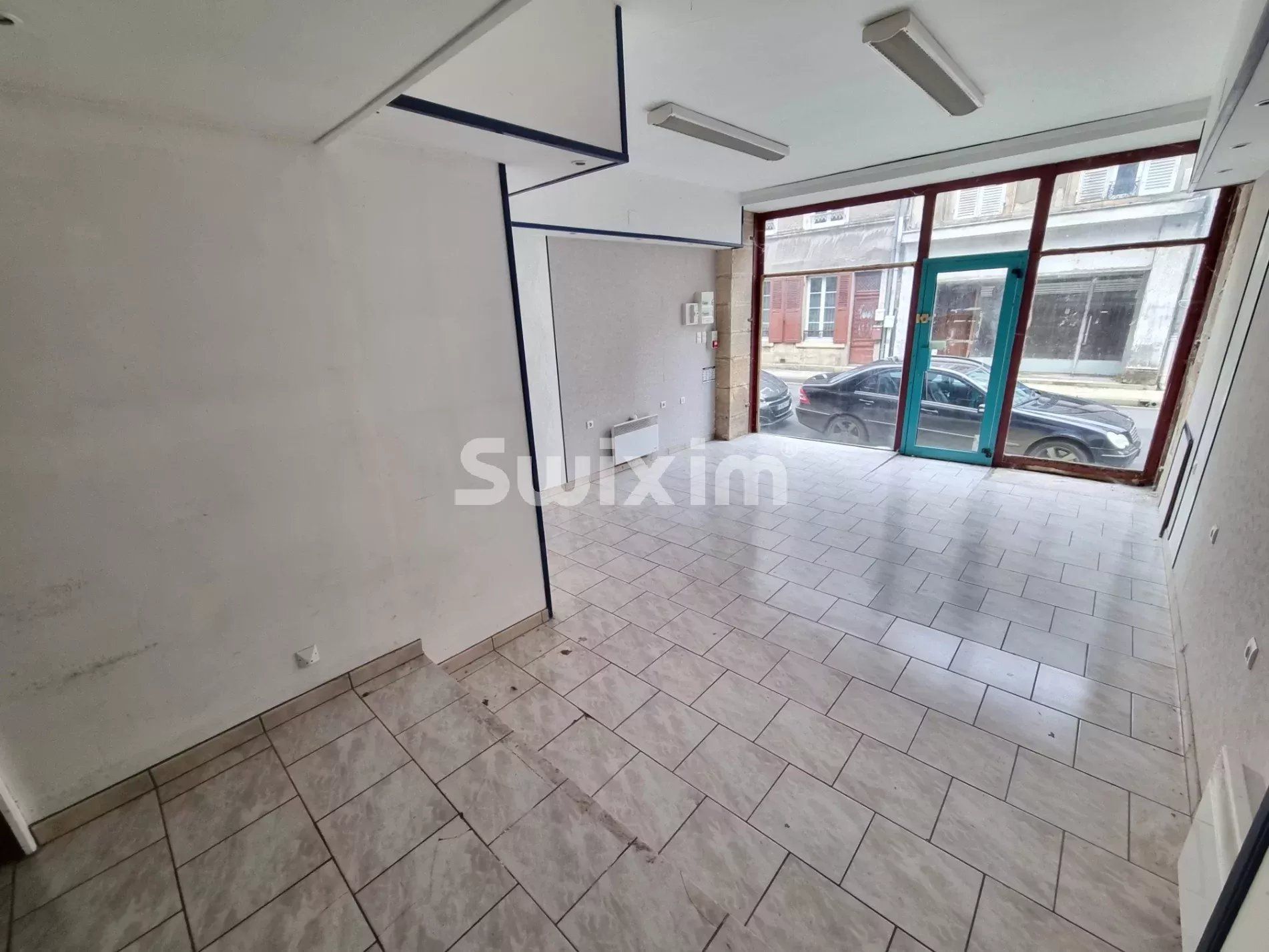 immobile 10 Camere in vendita su Clamecy (58500)