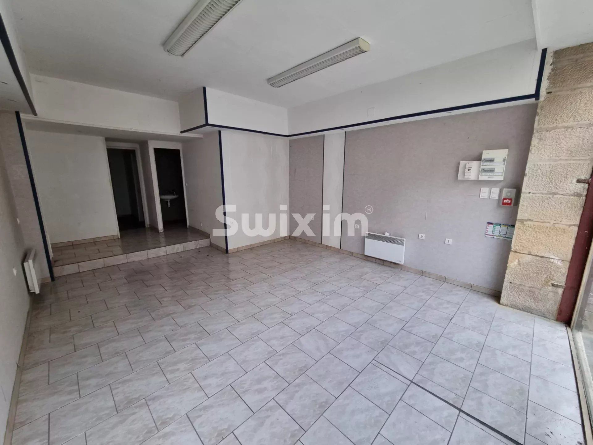 immobile 10 Camere in vendita su Clamecy (58500)