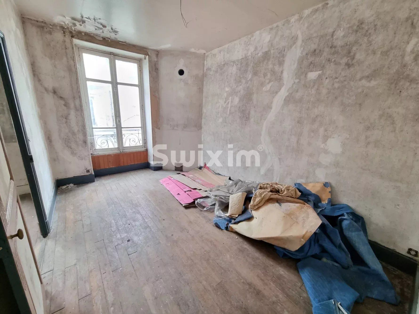 immobile 10 Camere in vendita su Clamecy (58500)