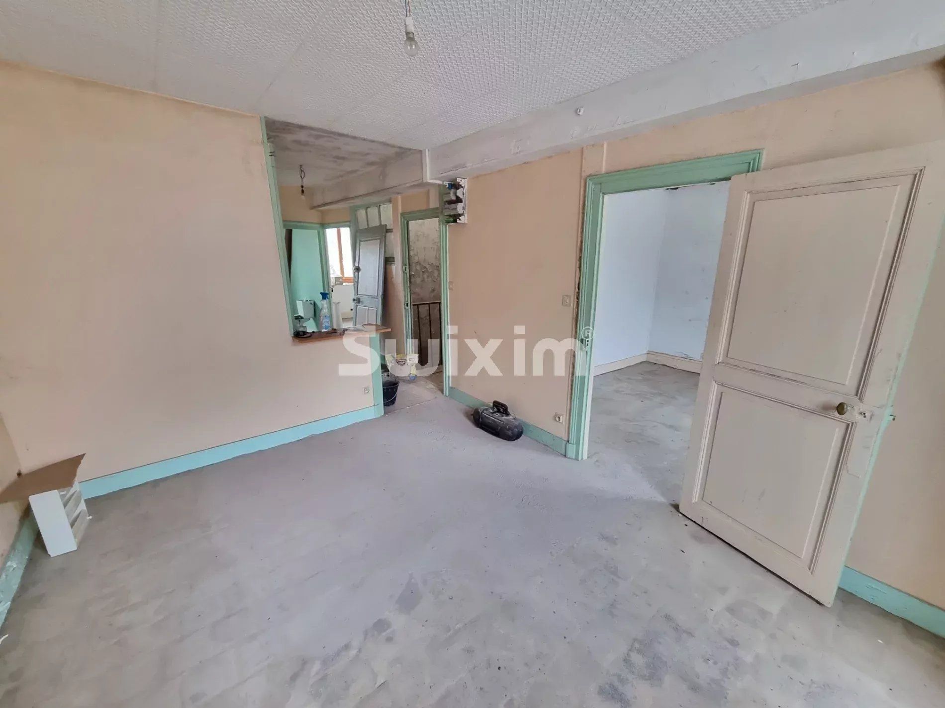 immobile 10 Camere in vendita su Clamecy (58500)