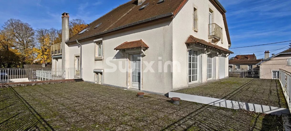 Vendita Appartamento Dole 7&nbsp;Camere 164.6&nbsp;m²