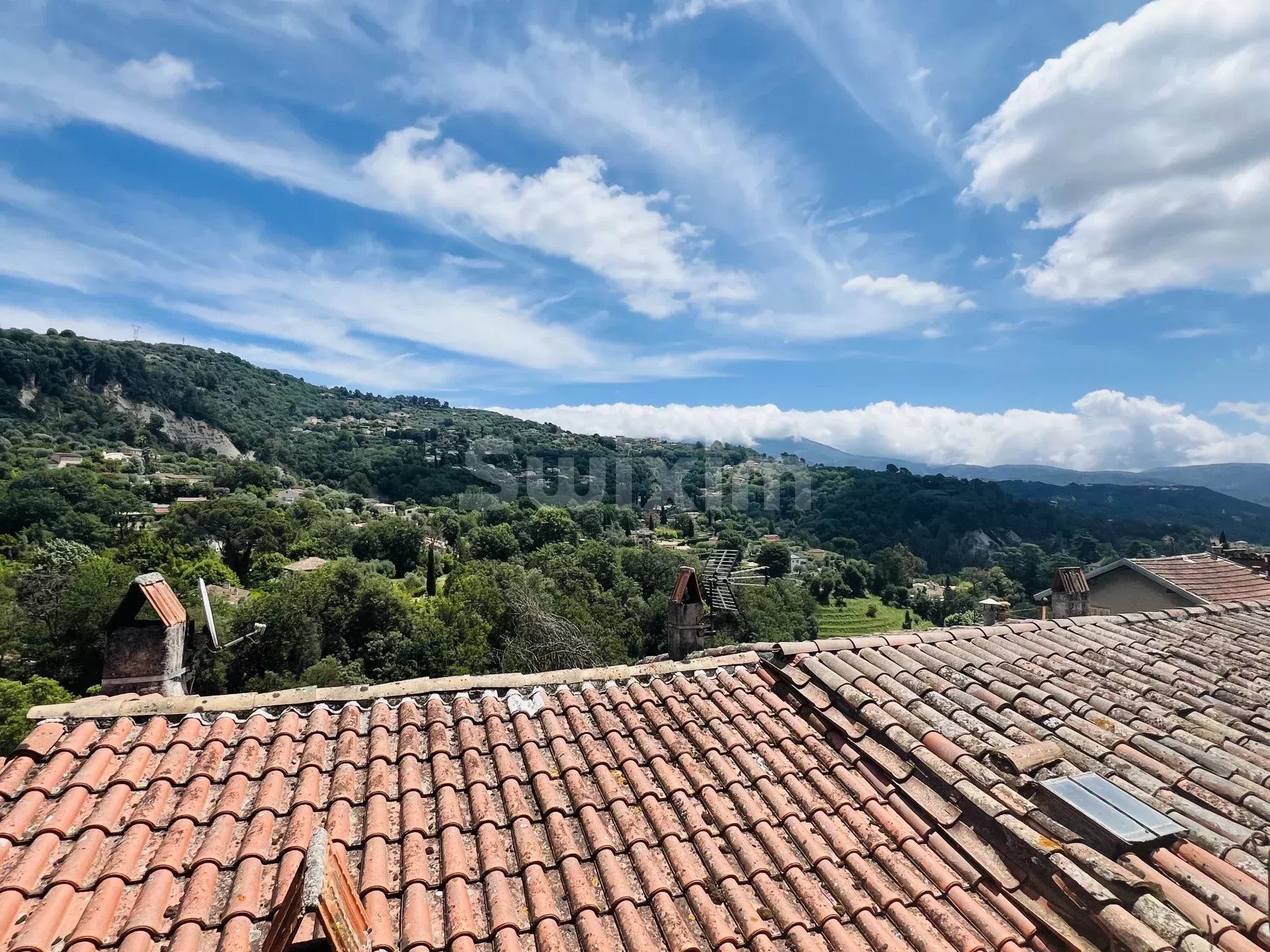 maison 10 Pièces en vente sur Contes (06390)