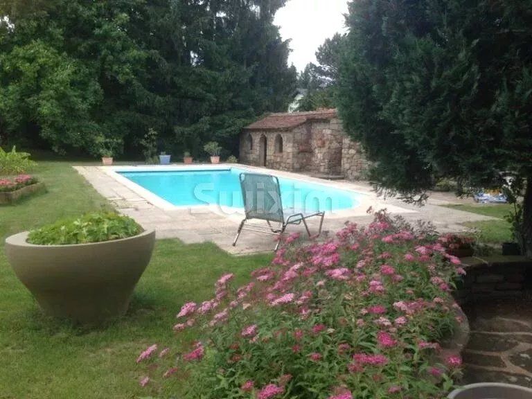 house 6 Rooms for sale on Souffelweyersheim (67460)