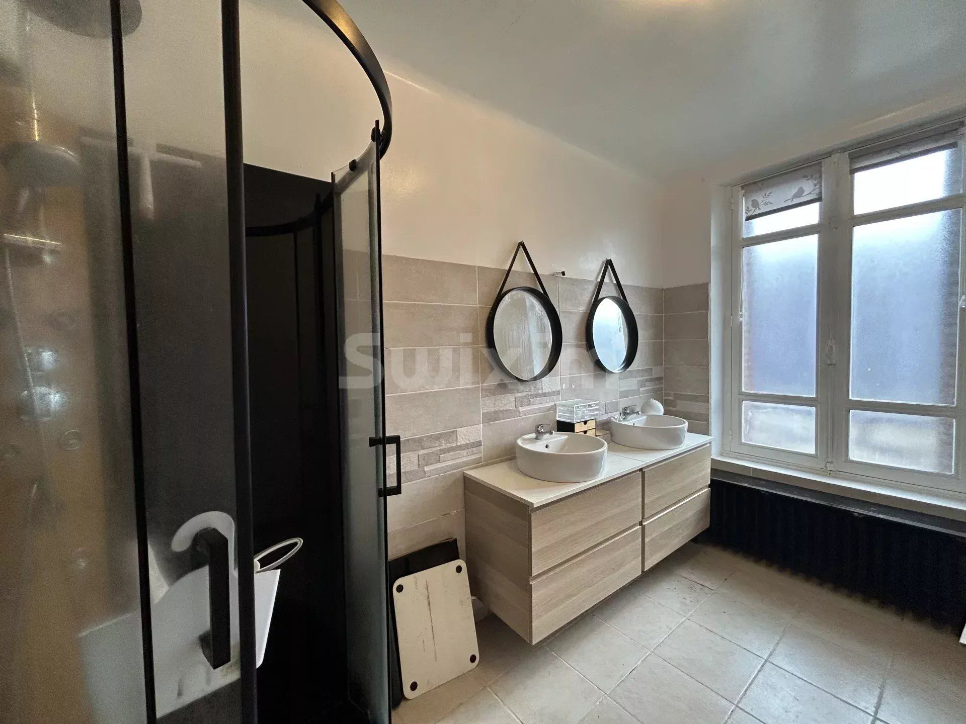 haus 6 Zimmer zum verkauf auf Lons-le-Saunier (39000)