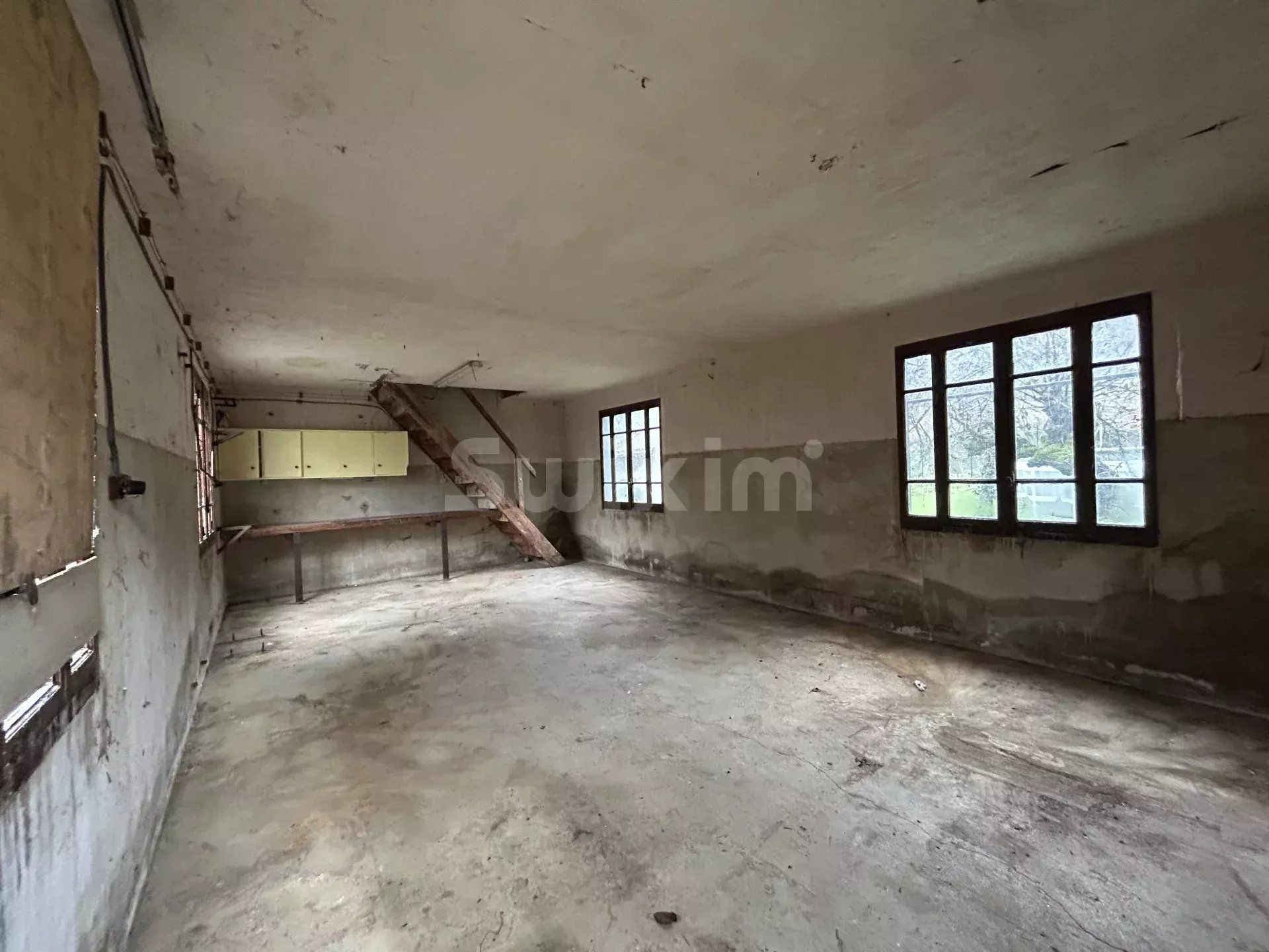 haus 6 Zimmer zum verkauf auf Lons-le-Saunier (39000)