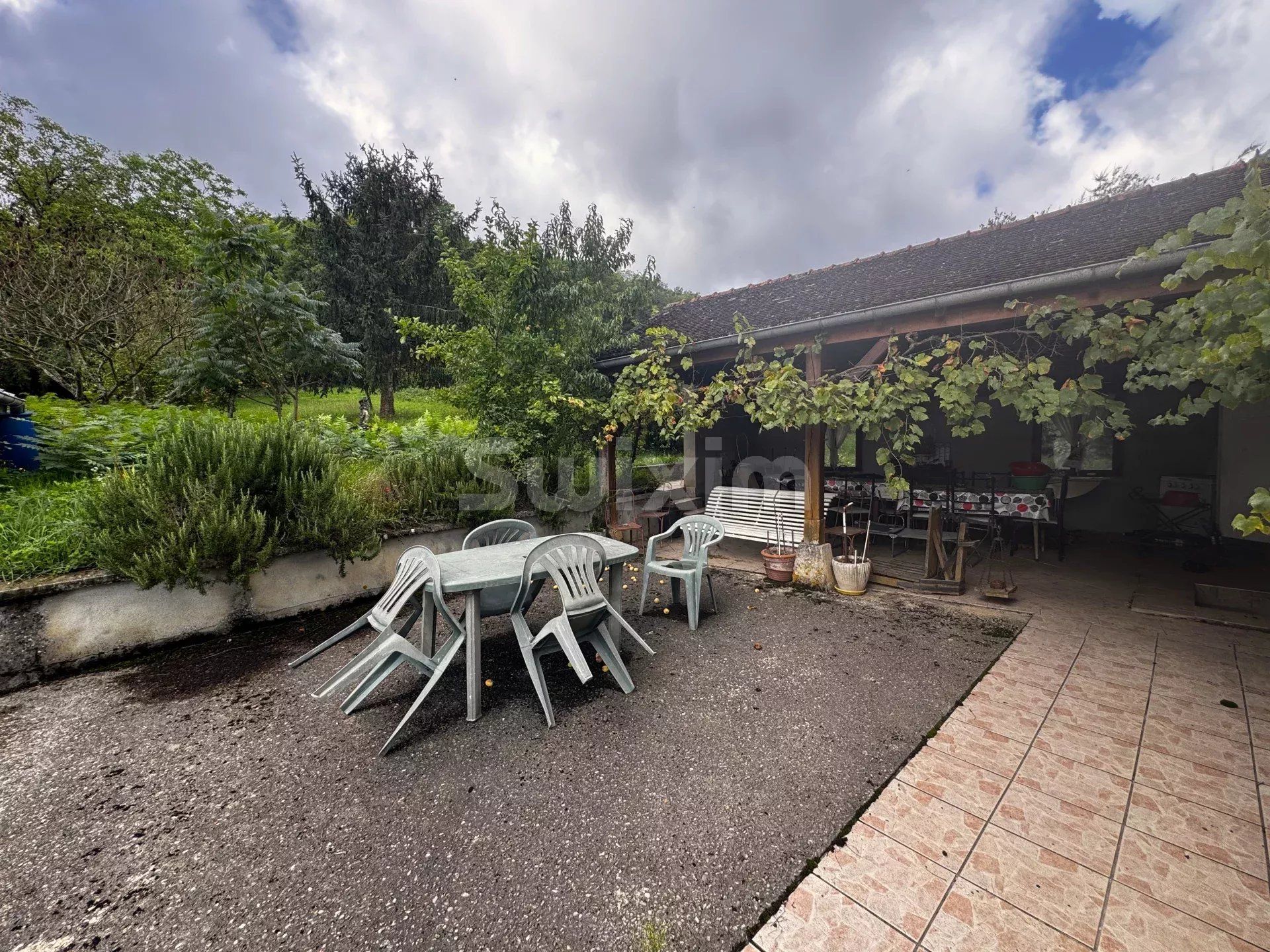 casa 5 Salas en venta en Lucy-le-Bois (89200)