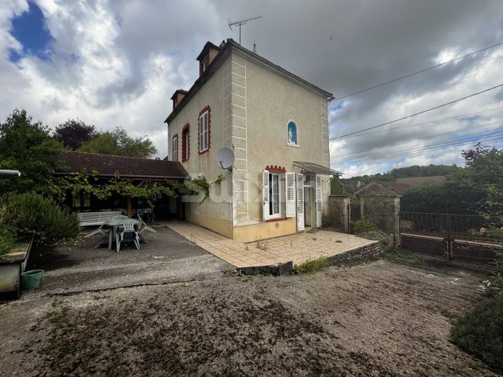 Venta Casa Lucy-le-Bois 5 Salas 130 m²