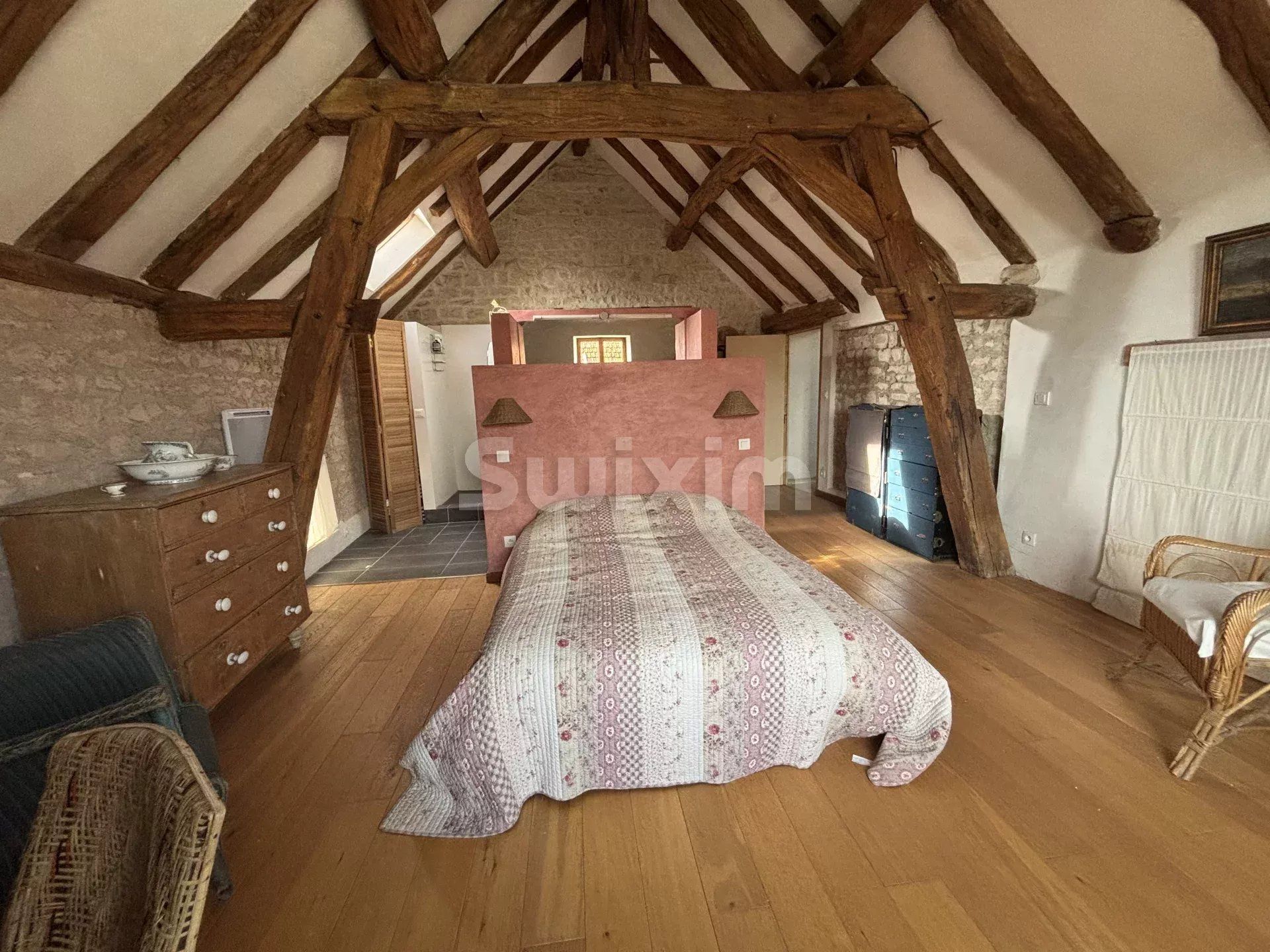 casa 11 Camere in vendita su Sarry (89310)