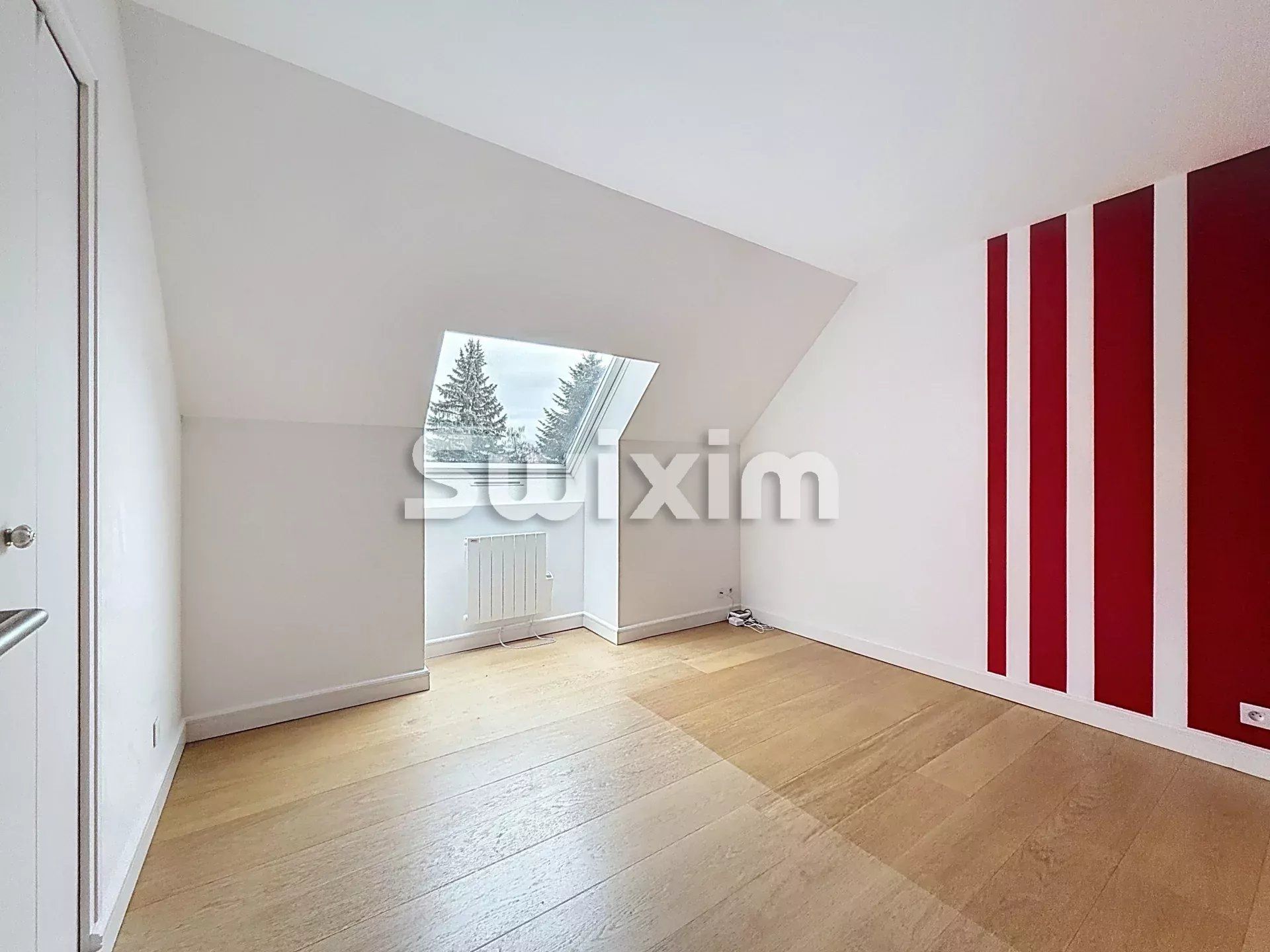 casa 7 Camere in vendita su Sauverny (01220)