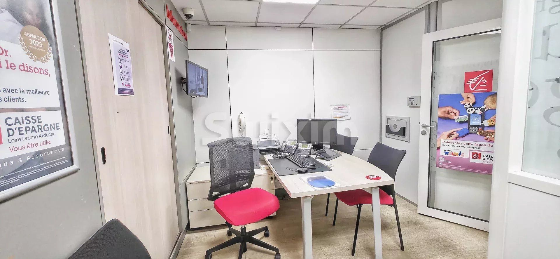 commerce 4 Pièces en vente sur Taulignan (26770)