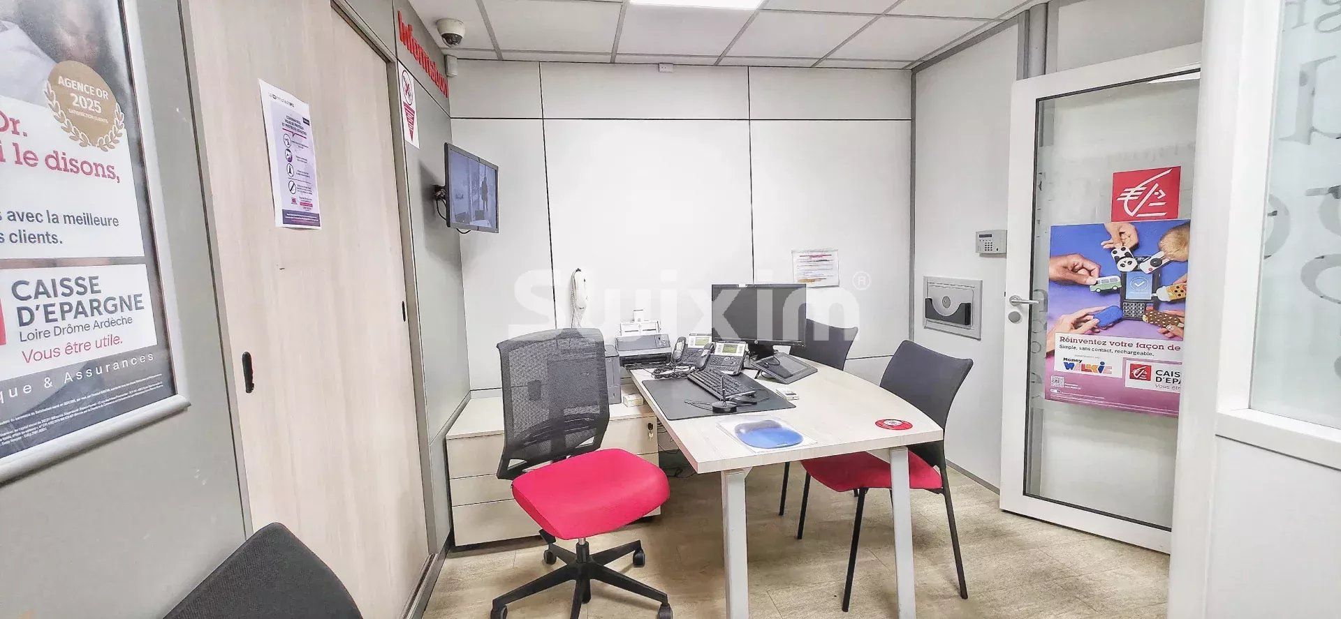 comercial local 4 Quartos para venda sobre Taulignan (26770)