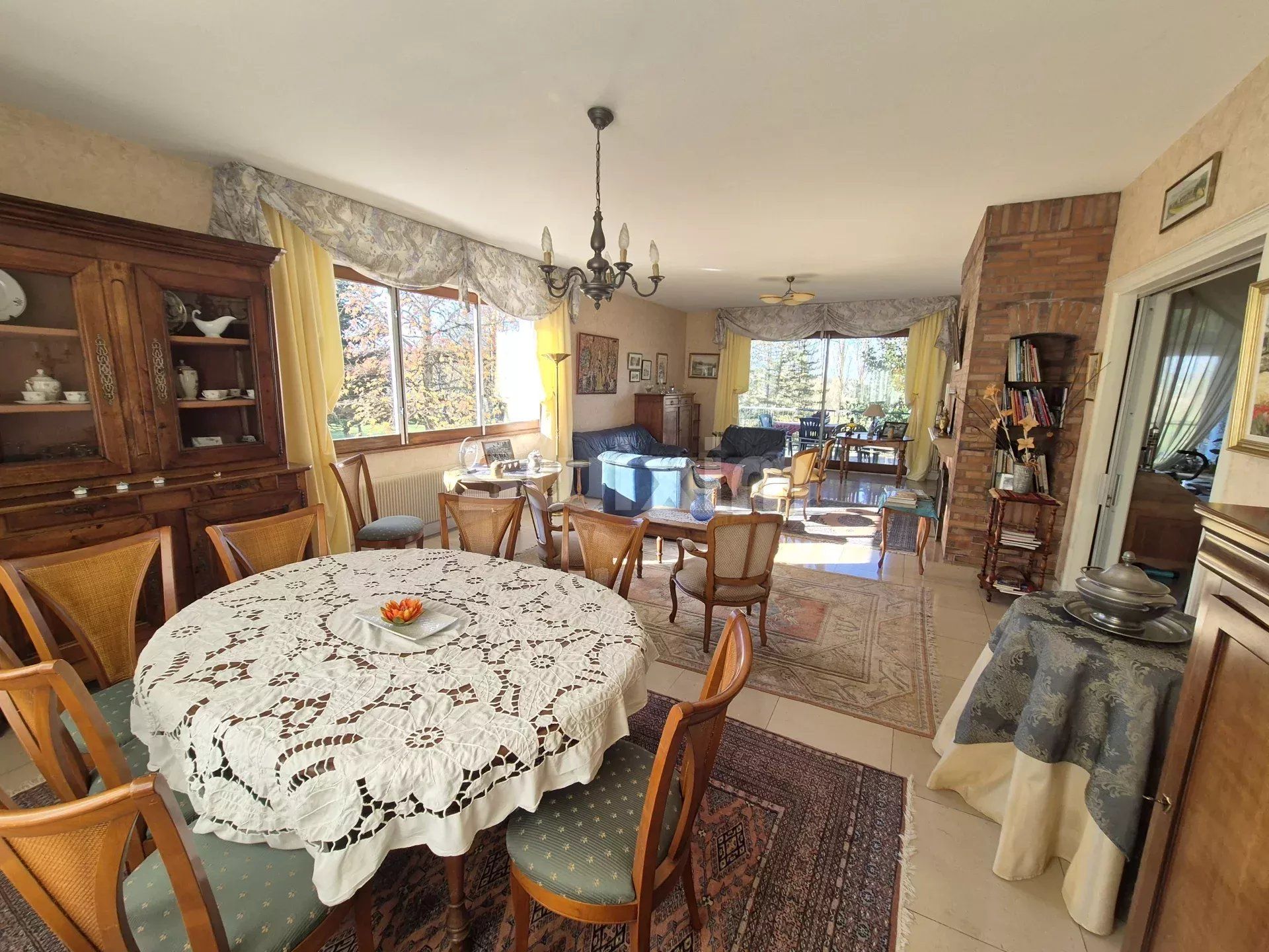 casa 10 Salas en venta en Saint-Vit (25410)