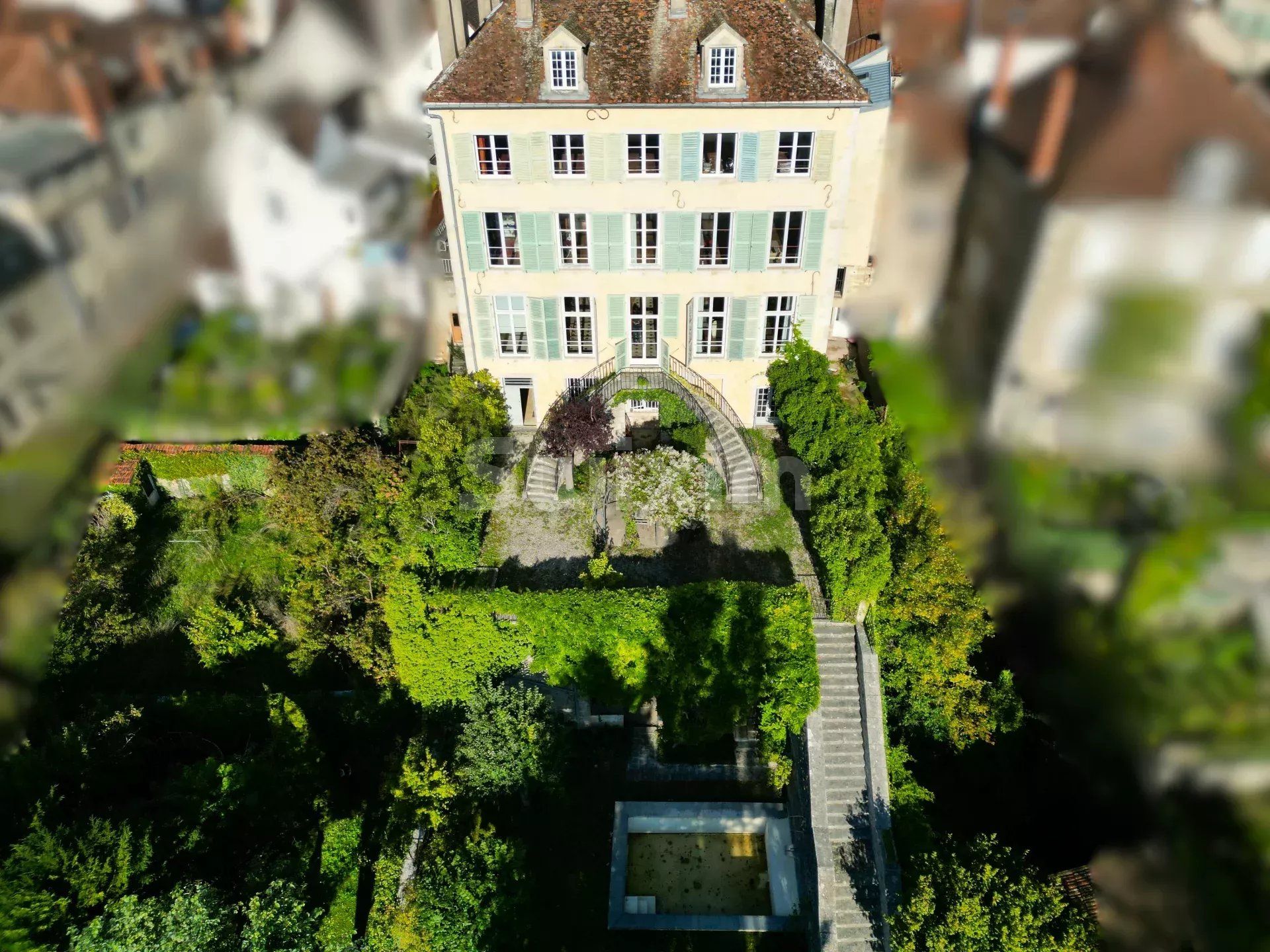 maison 18 Pièces en vente sur Montbard (21500)