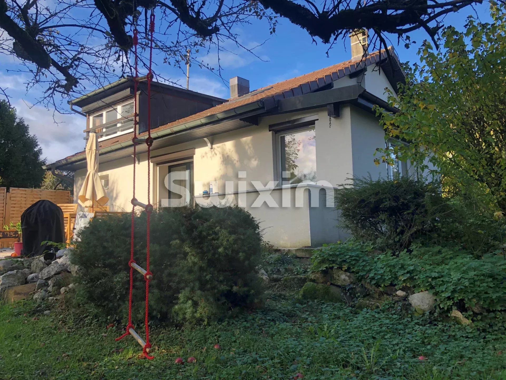 house 4 Rooms for rent on Ornex (01210)