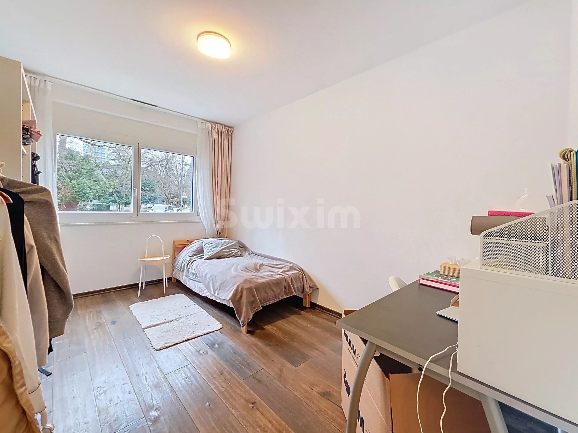 apartment 5 Rooms for rent on Genève (1203)