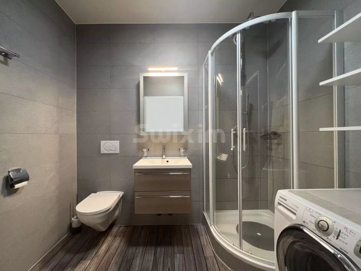 Rental Apartment Genève 5 Rooms 124 m²