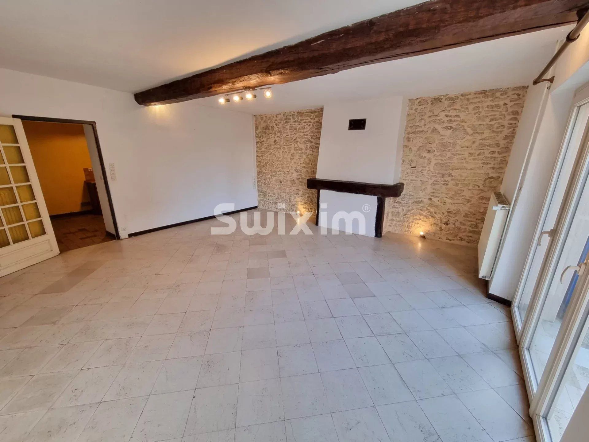 casa 8 Camere in vendita su Perrigny (89000)