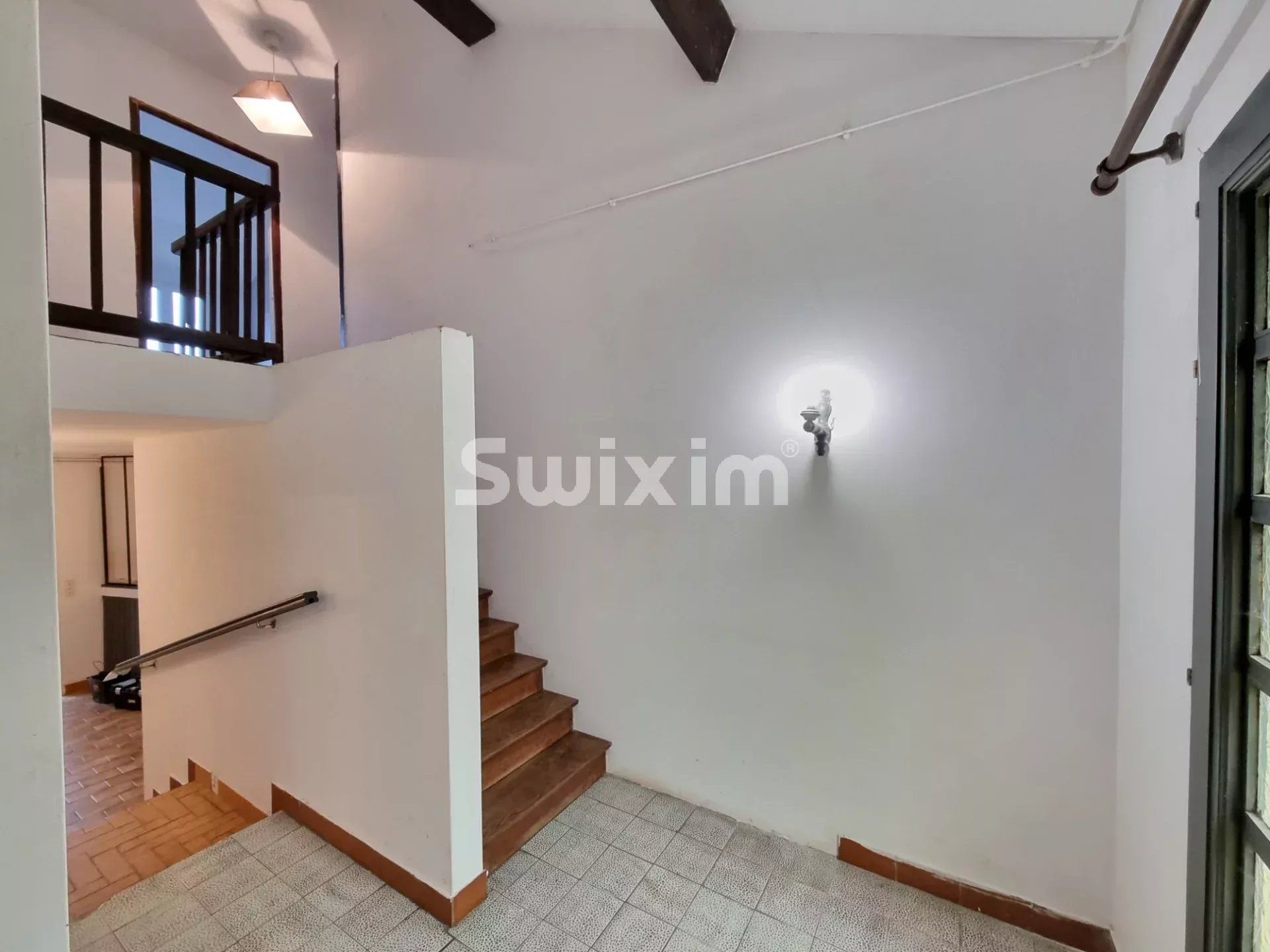 casa 8 Camere in vendita su Perrigny (89000)