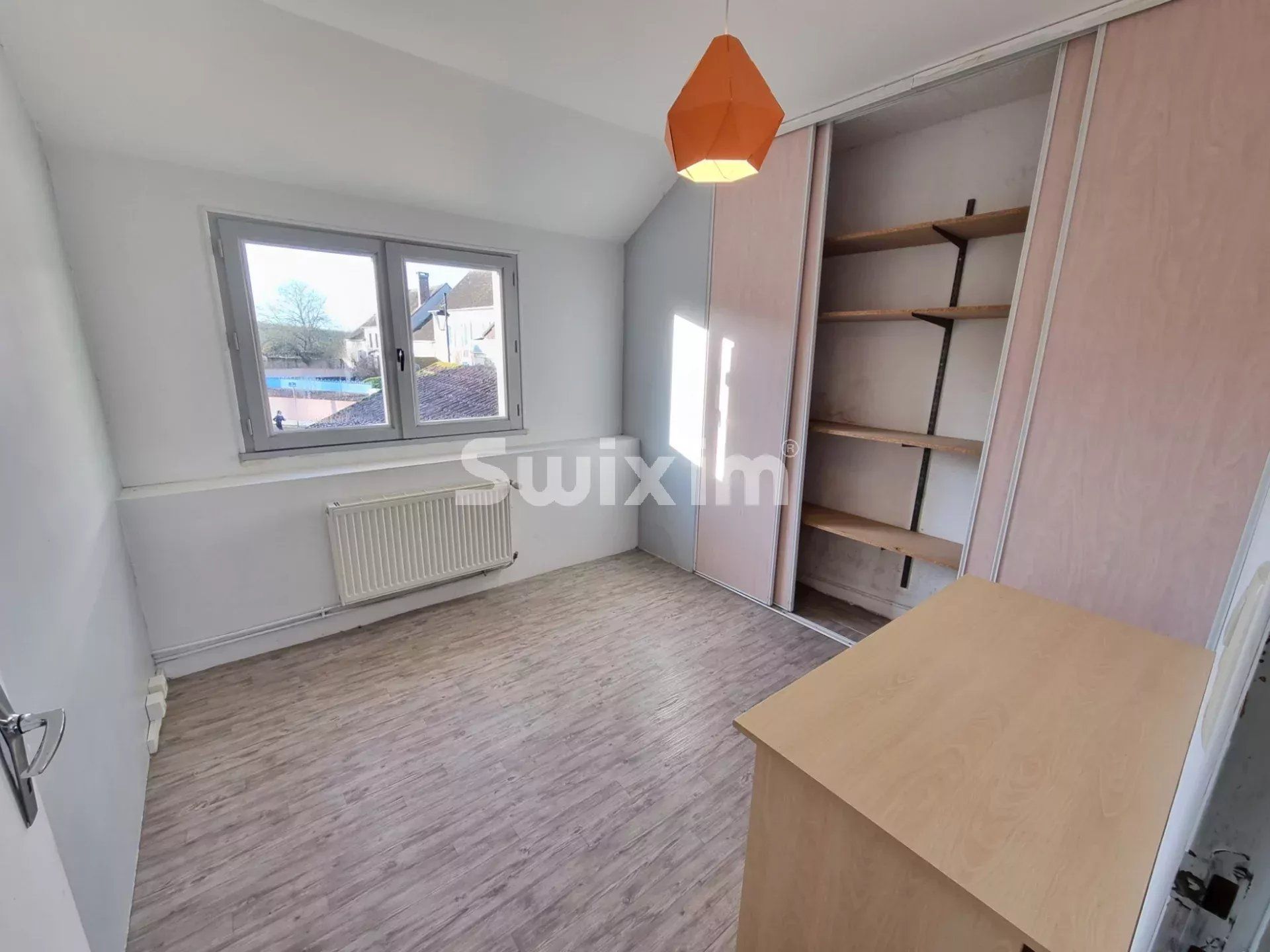 casa 8 Camere in vendita su Perrigny (89000)