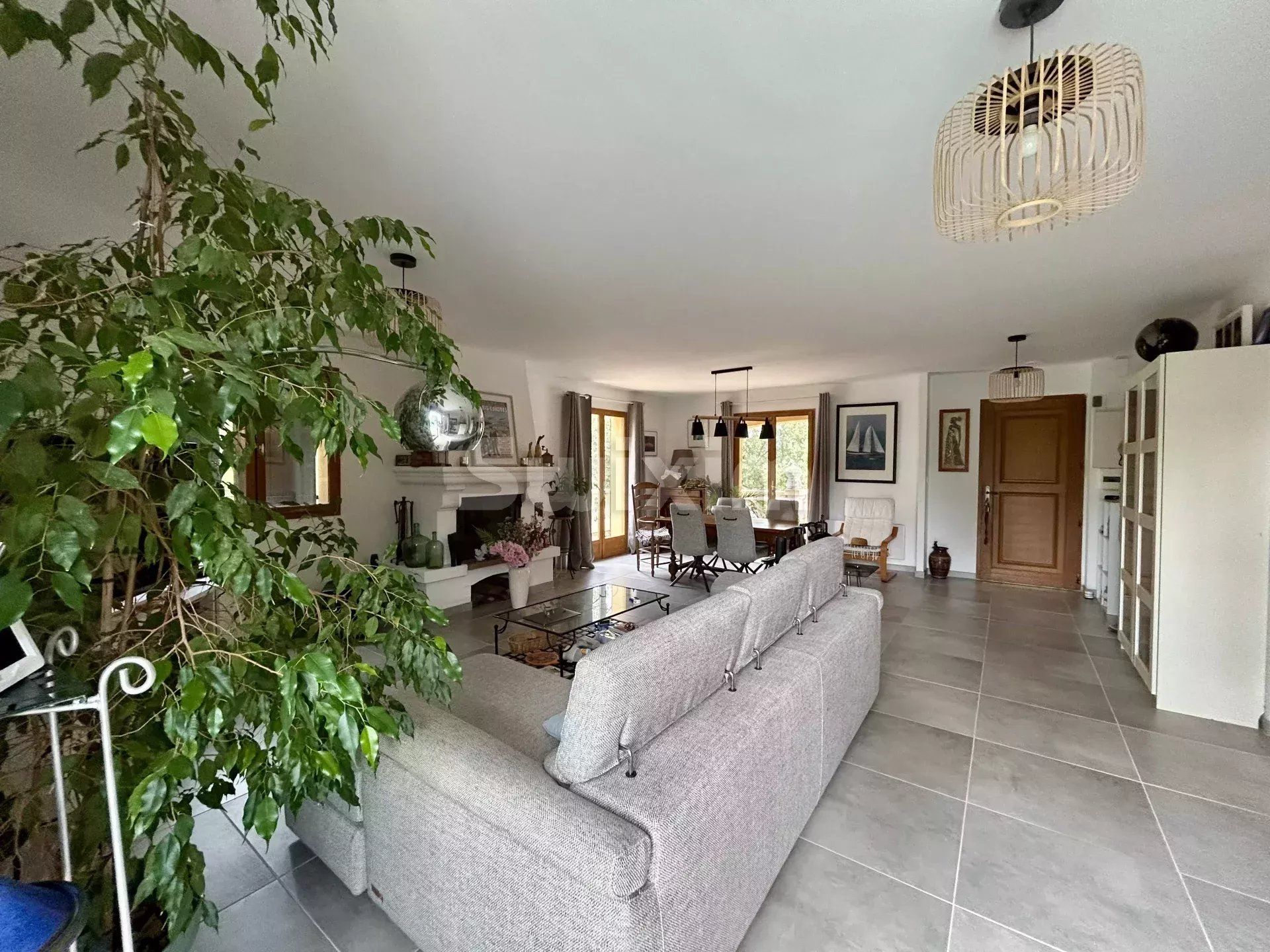 villa 4 Quartos para venda sobre Vidauban (83550)