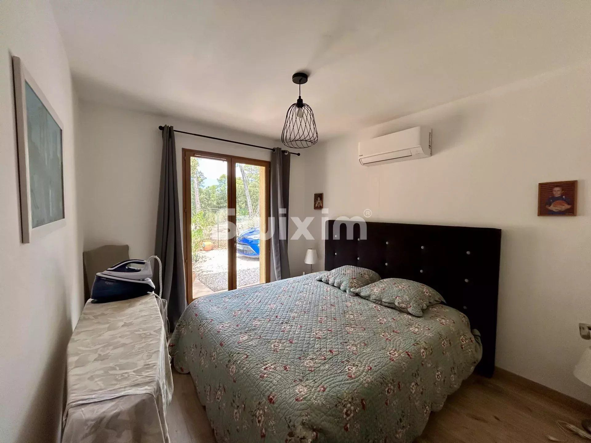 villa 4 Rooms for sale on Vidauban (83550)