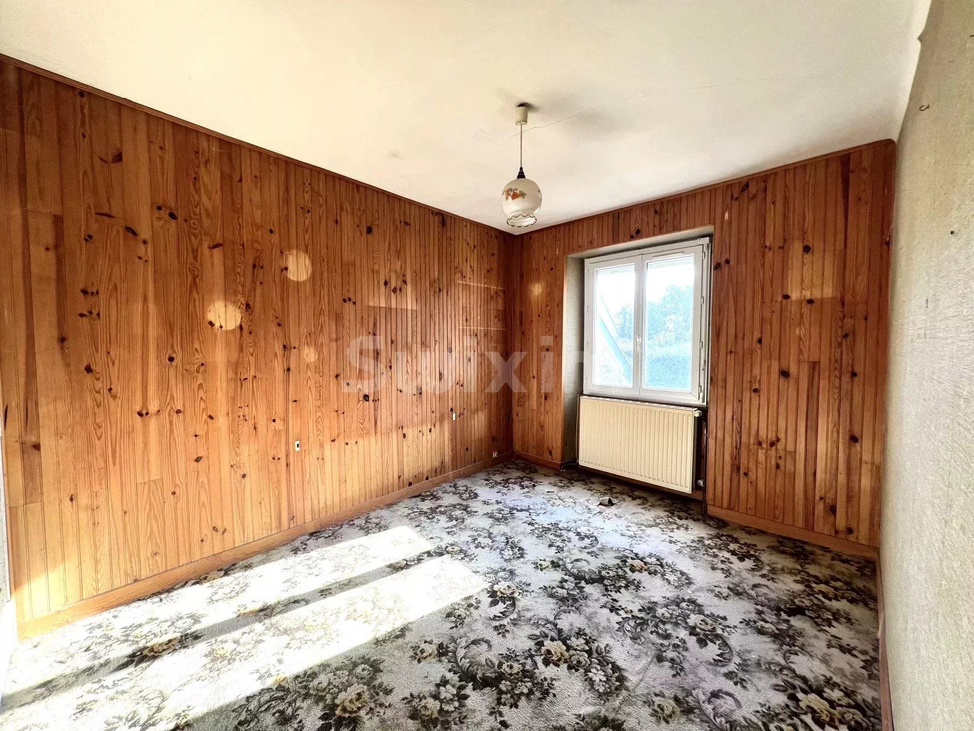 haus 4 Zimmer zum verkauf auf Lons-le-Saunier (39000)