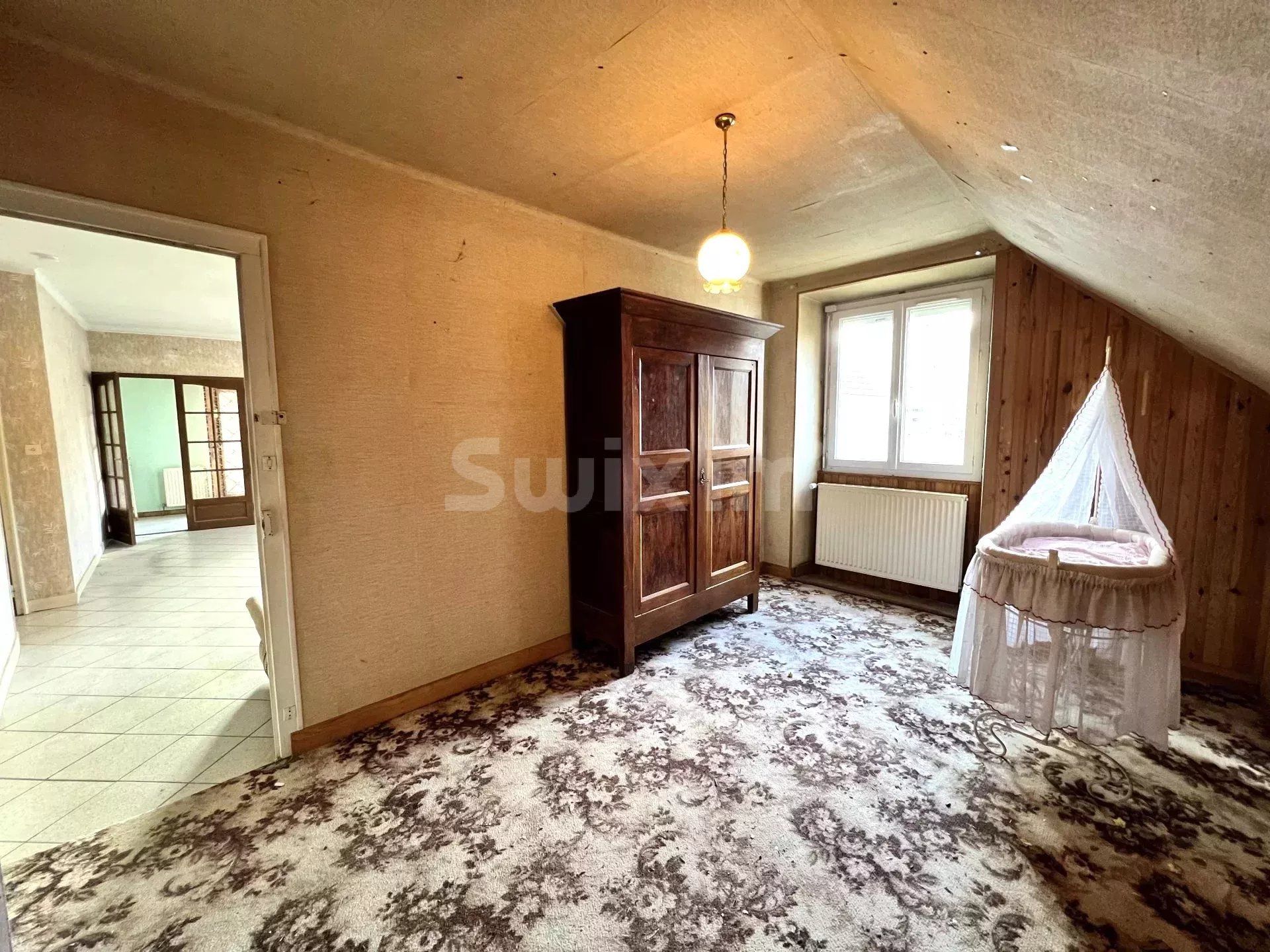 haus 4 Zimmer zum verkauf auf Lons-le-Saunier (39000)