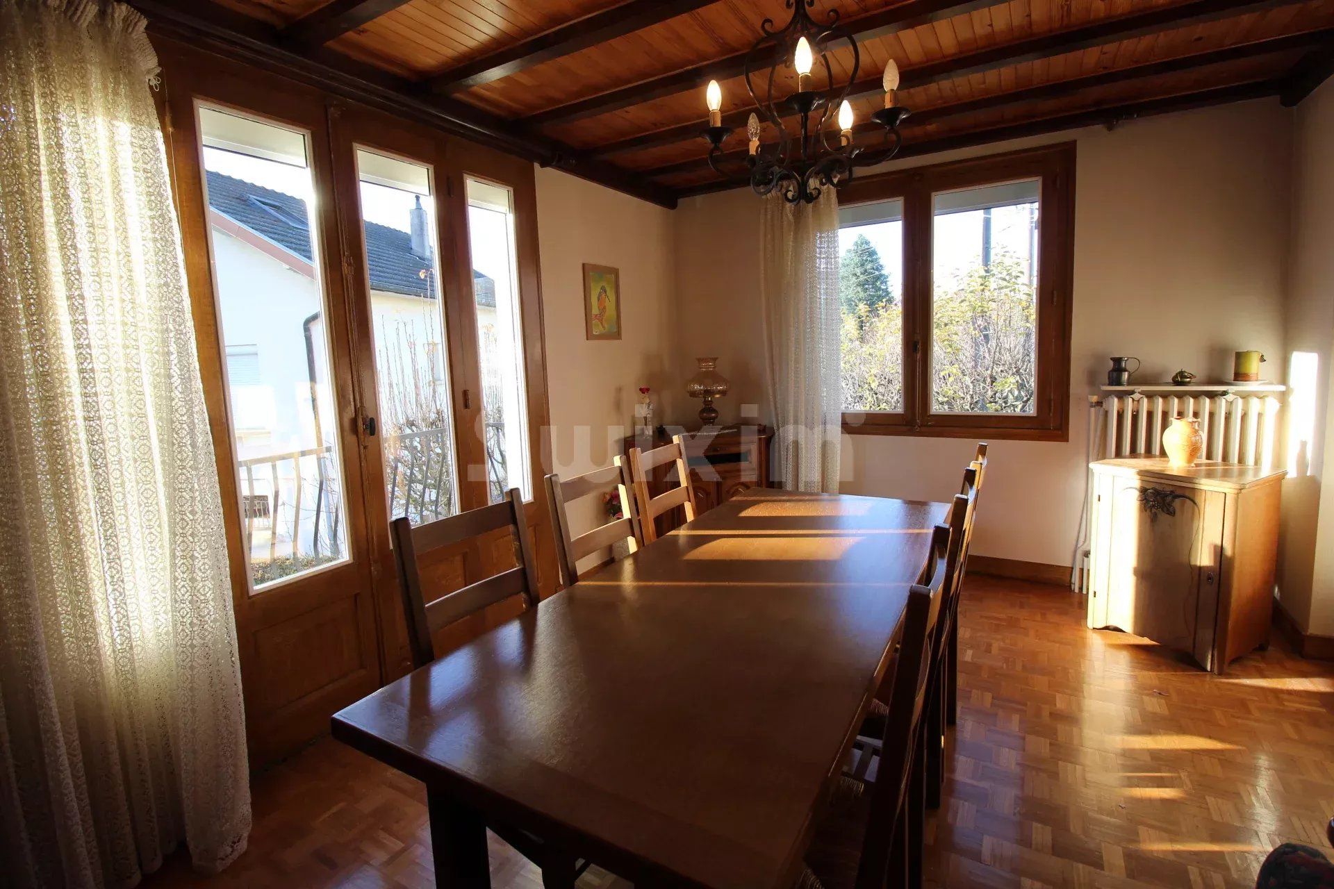 casa 3 Camere in vendita su Lons-le-Saunier (39000)