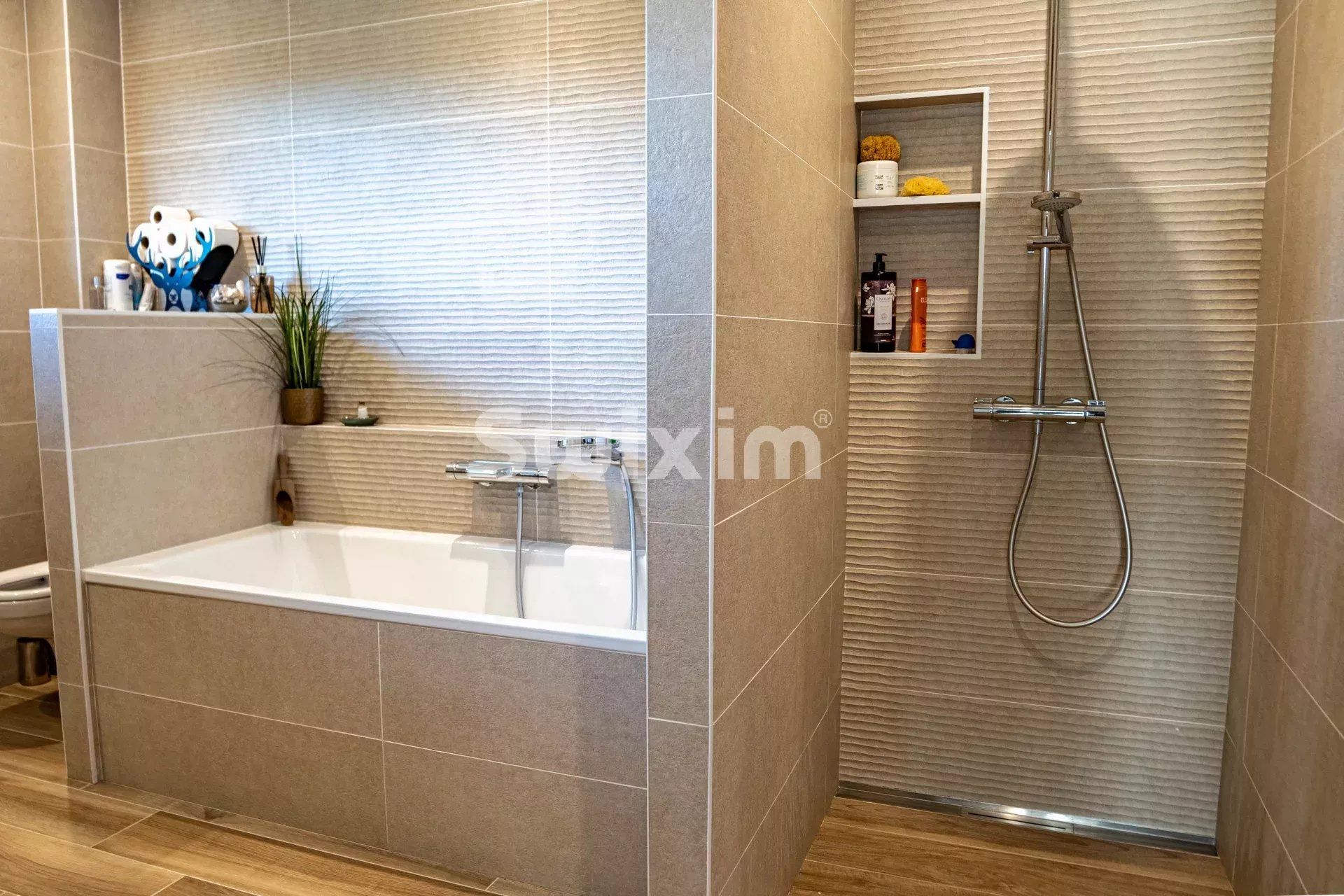 maison 6 Pièces en vente sur Bons-en-Chablais (74890)