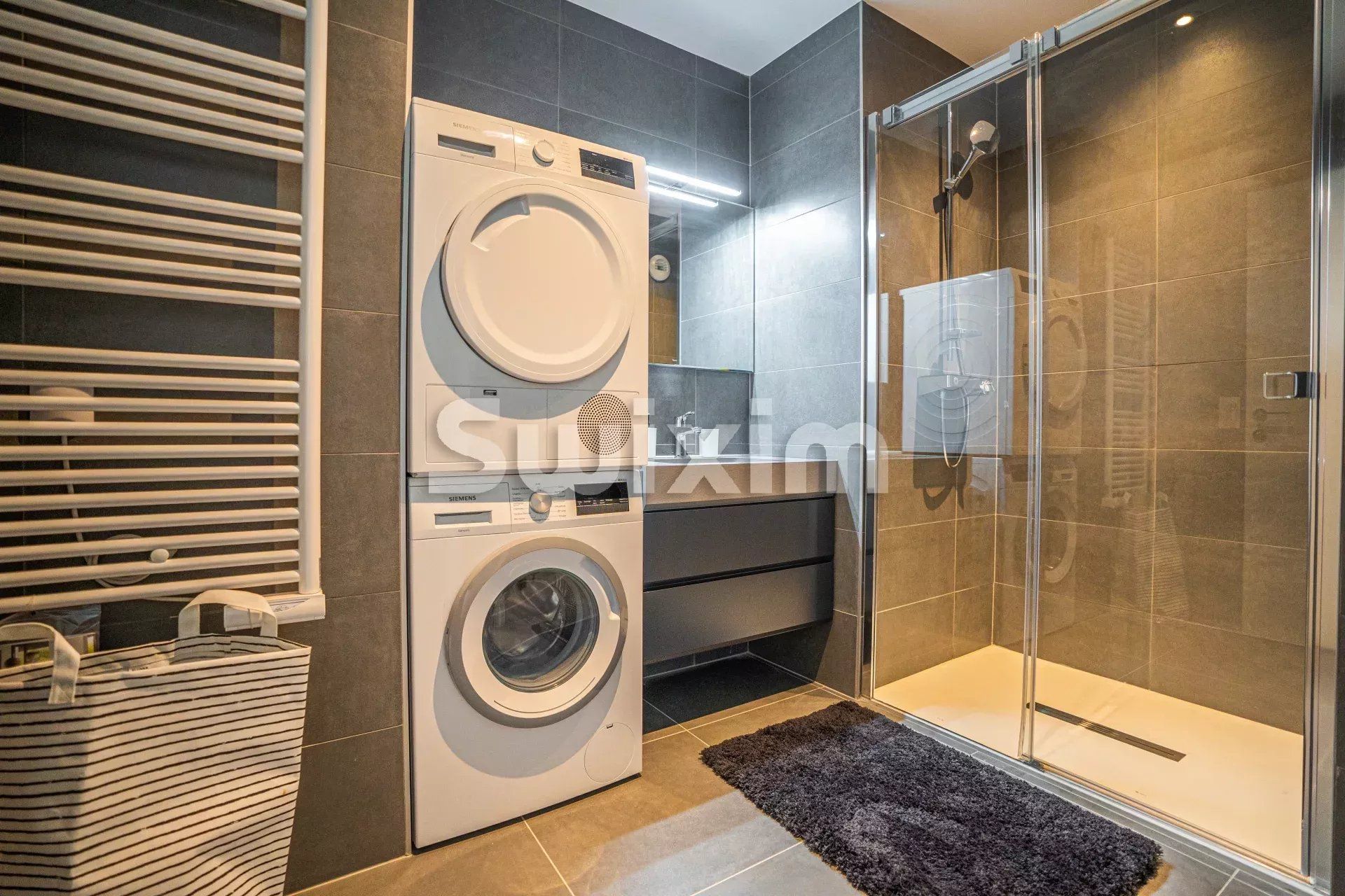 apartment 2 Rooms for rent on Ferney-Voltaire (01210)