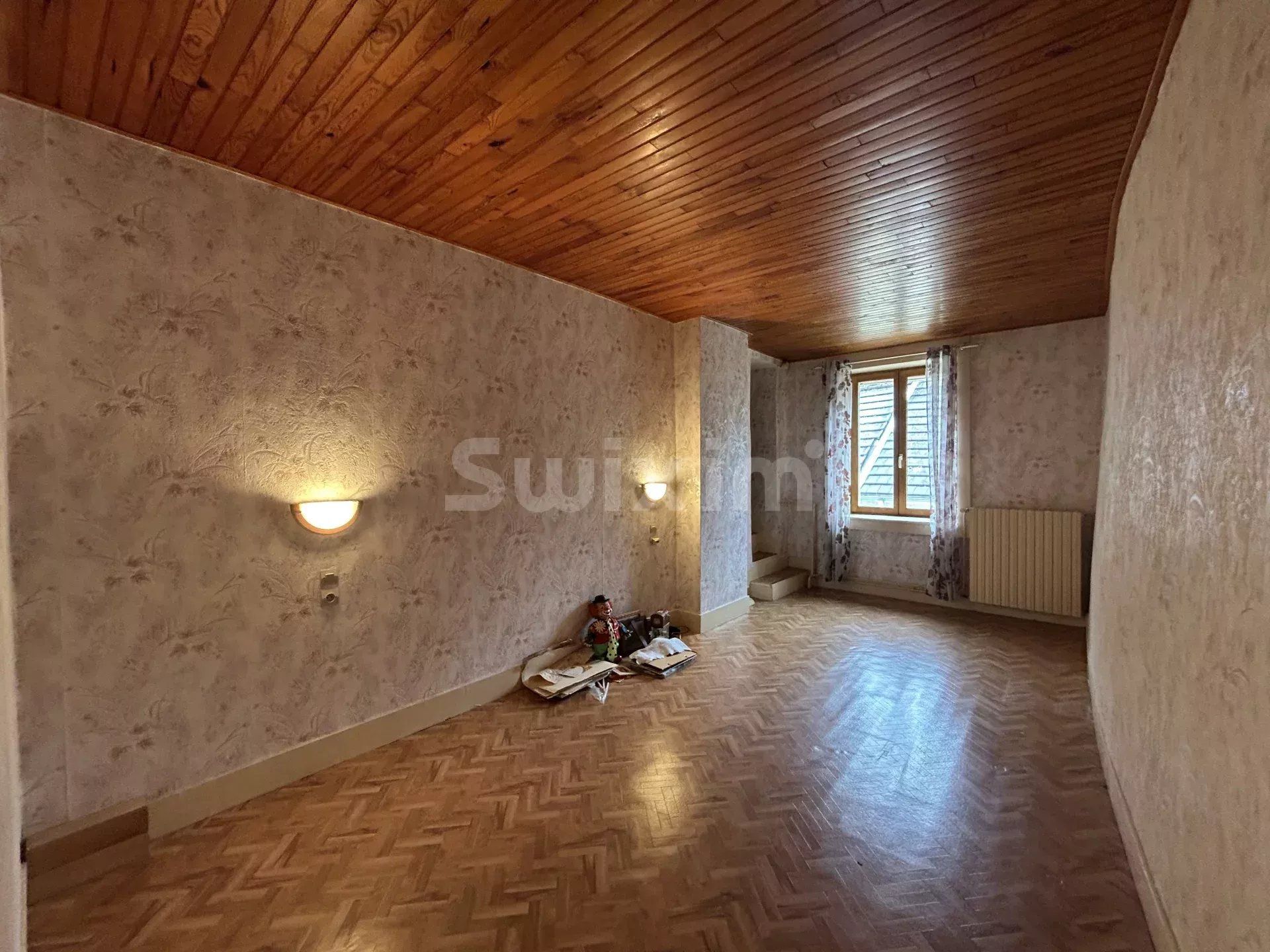 casa 7 Camere in vendita su Conliège (39570)