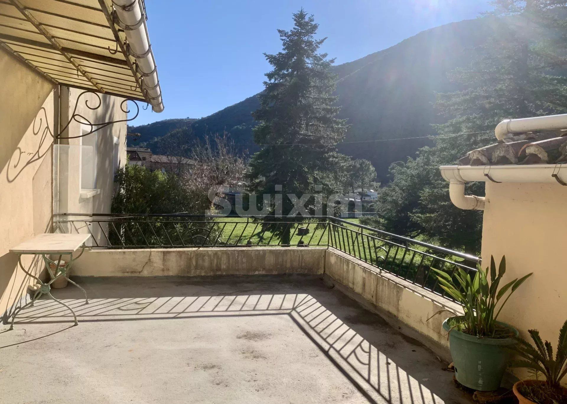 mas 16 Camere in vendita su Saint-Florent-sur-Auzonnet (30960)