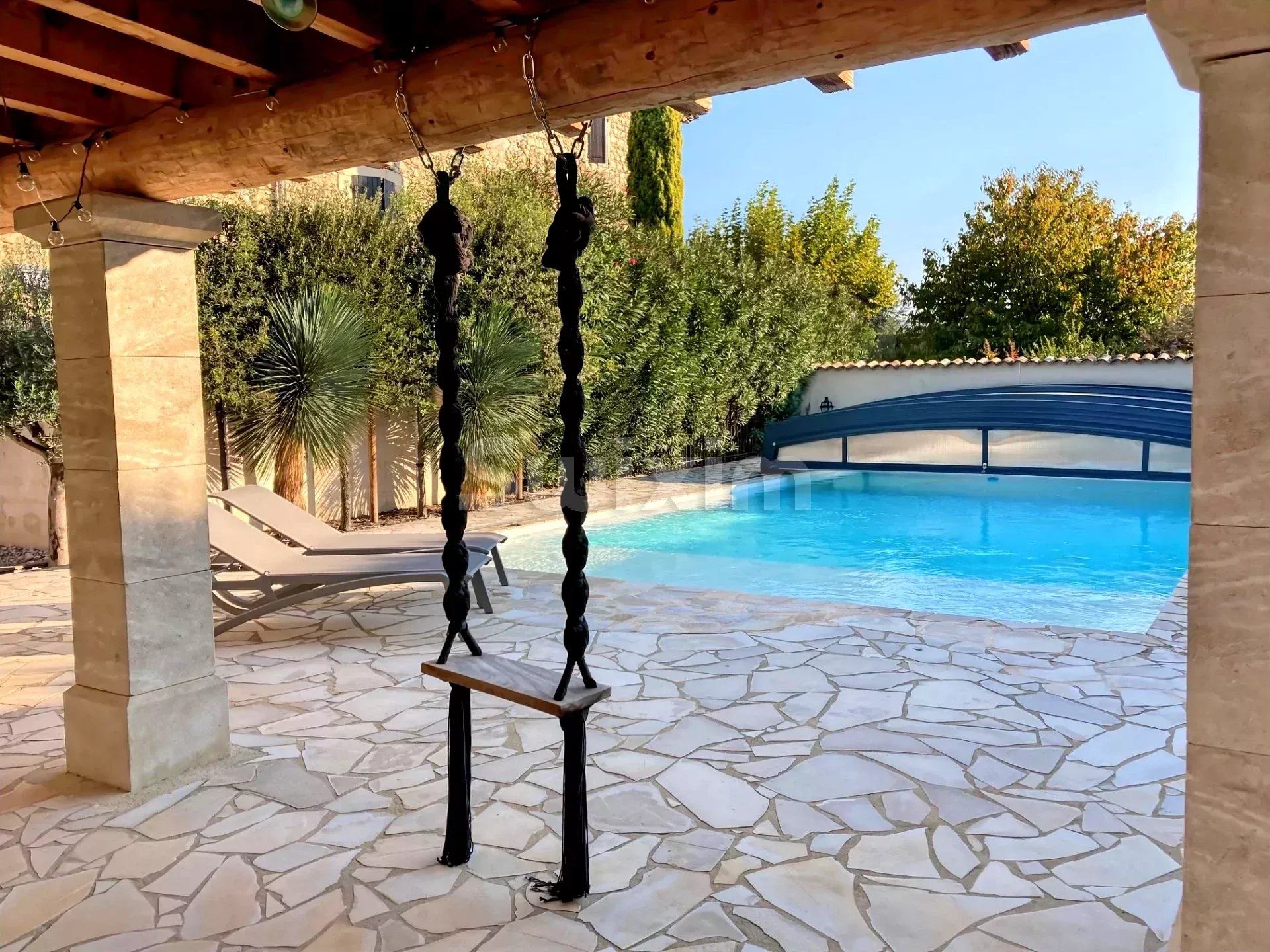 apartment 6 Rooms for sale on Livron-sur-Drôme (26250)