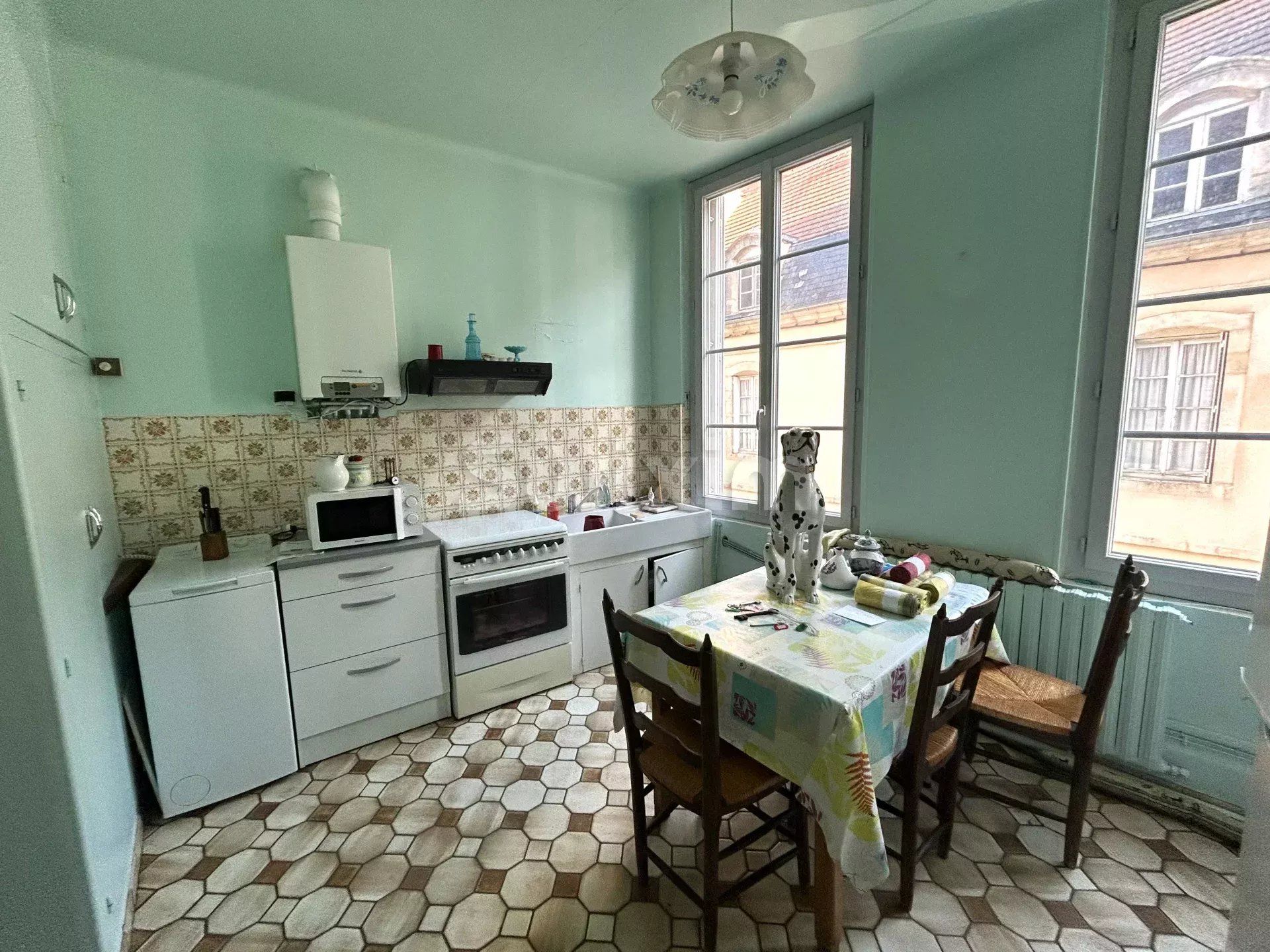 casa 6 Salas en venta en Avallon (89200)