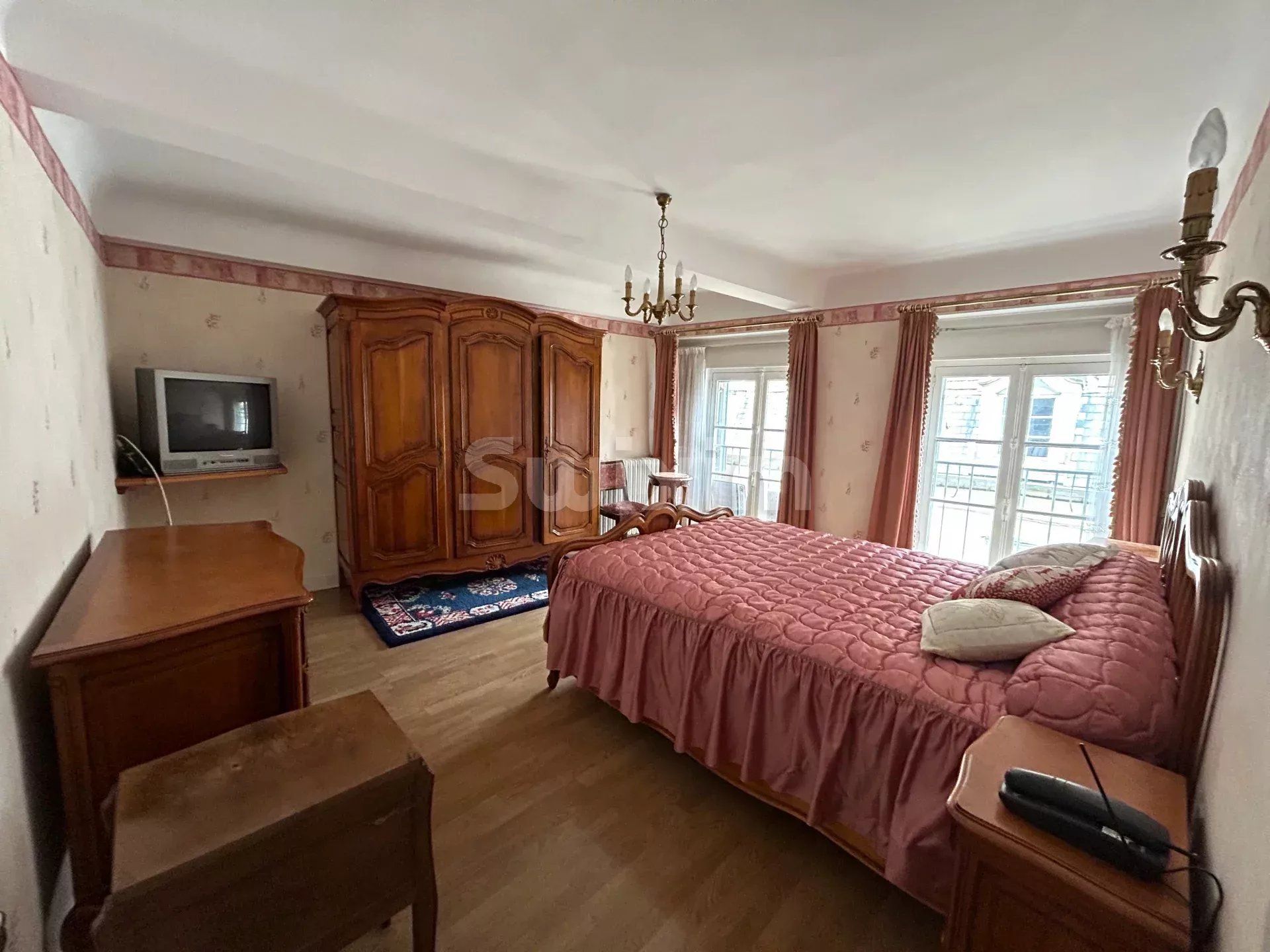 casa 6 Salas en venta en Avallon (89200)