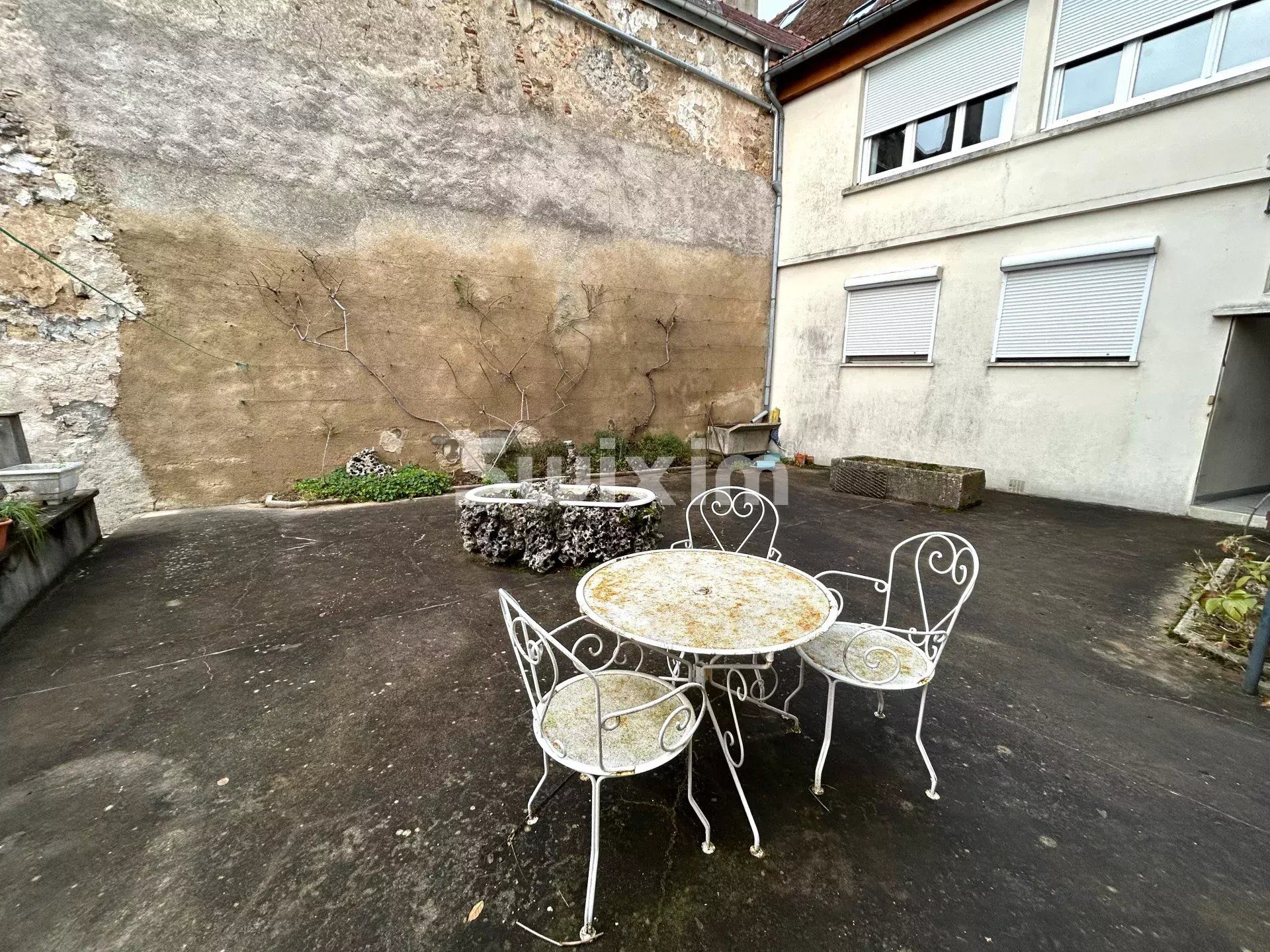 casa 6 Salas en venta en Avallon (89200)