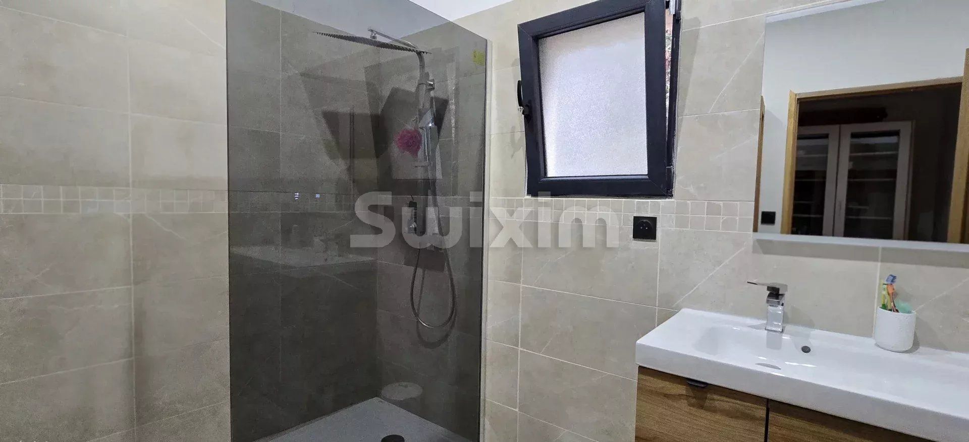 maison 6 Pièces en vente sur Suze-la-Rousse (26790)