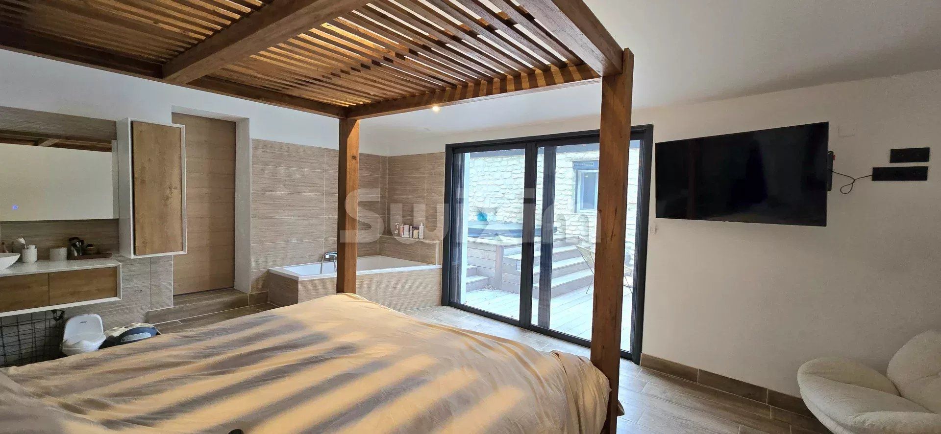 maison 6 Pièces en vente sur Suze-la-Rousse (26790)