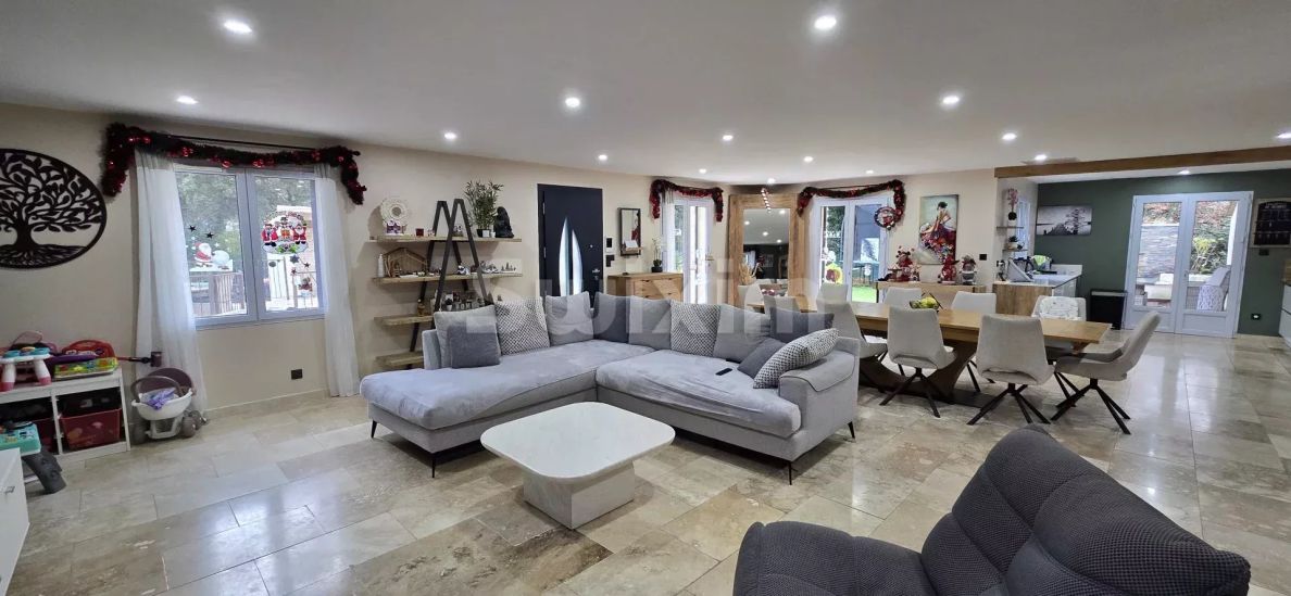 Verkauf Haus Suze-la-Rousse 6 Zimmer 210 m²