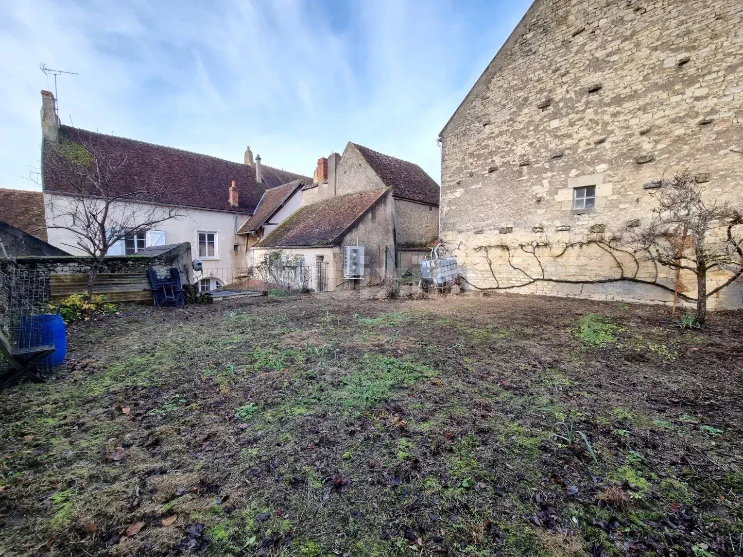 propiedad 12 Salas en venta en Varzy (58210)