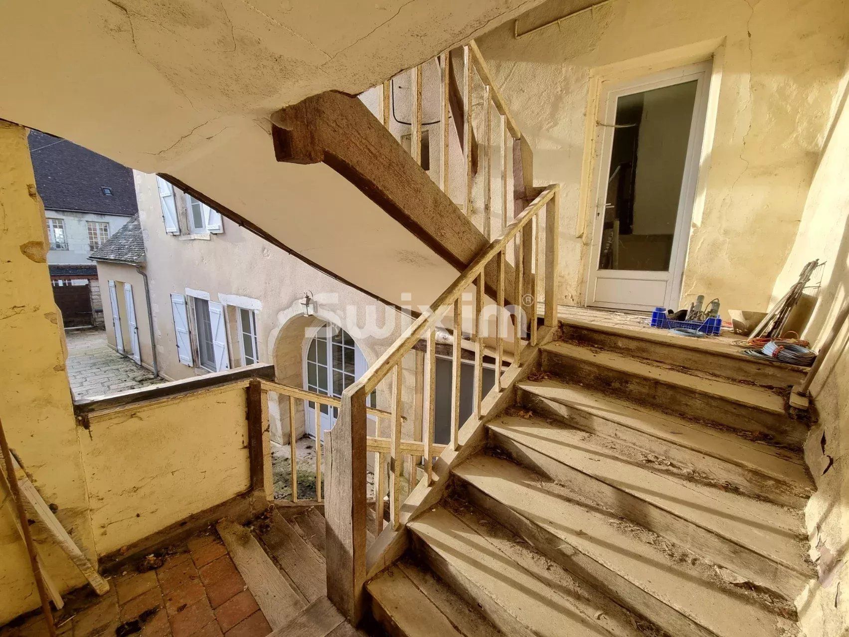 casa 12 Camere in vendita su Varzy (58210)
